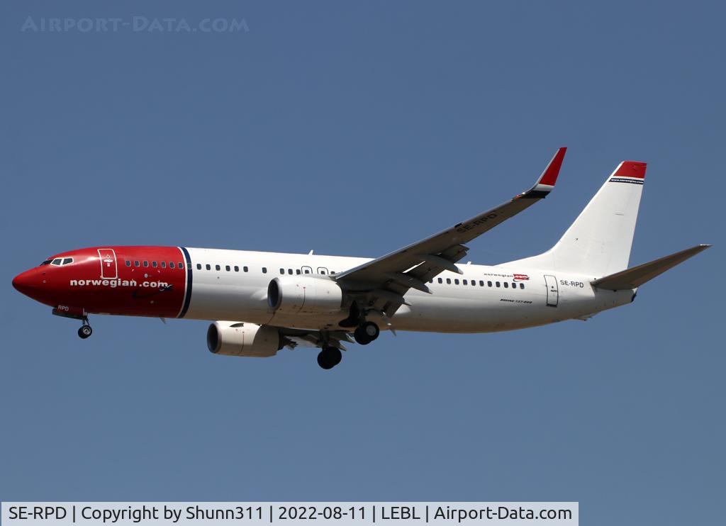 SE-RPD, 2016 Boeing 737-8JP C/N 41152, LAnding rwy 24R with white tail...