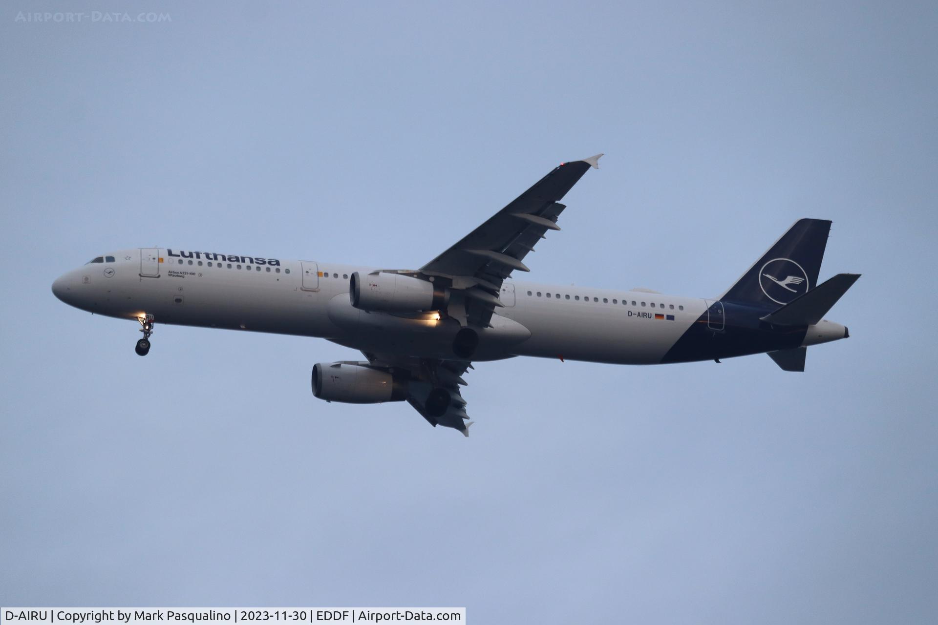 D-AIRU, 1997 Airbus A321-131 C/N 692, Airbus A321-131