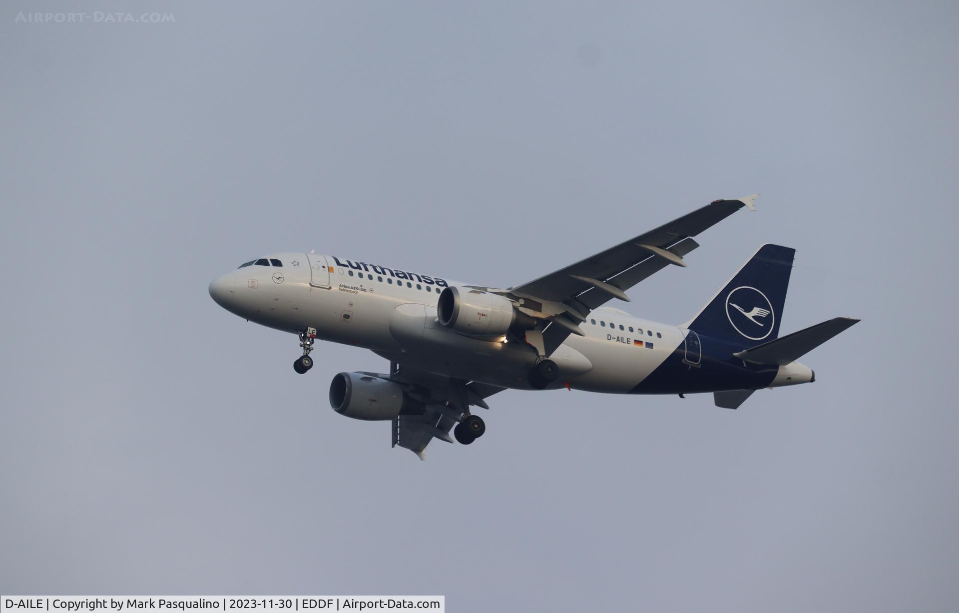 D-AILE, 1996 Airbus A319-114 C/N 627, Airbus A319-114