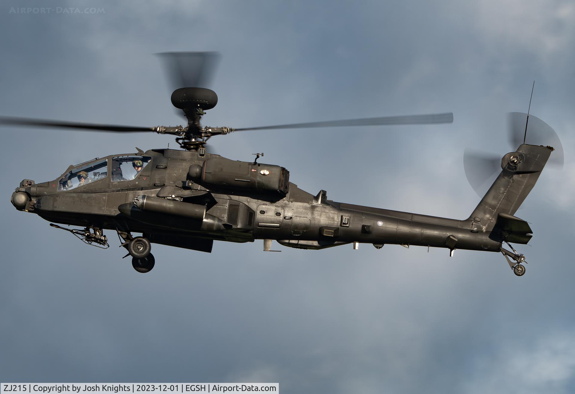 ZJ215, Westland Apache AH.1 C/N WAH.049, On Finals For RWY27.