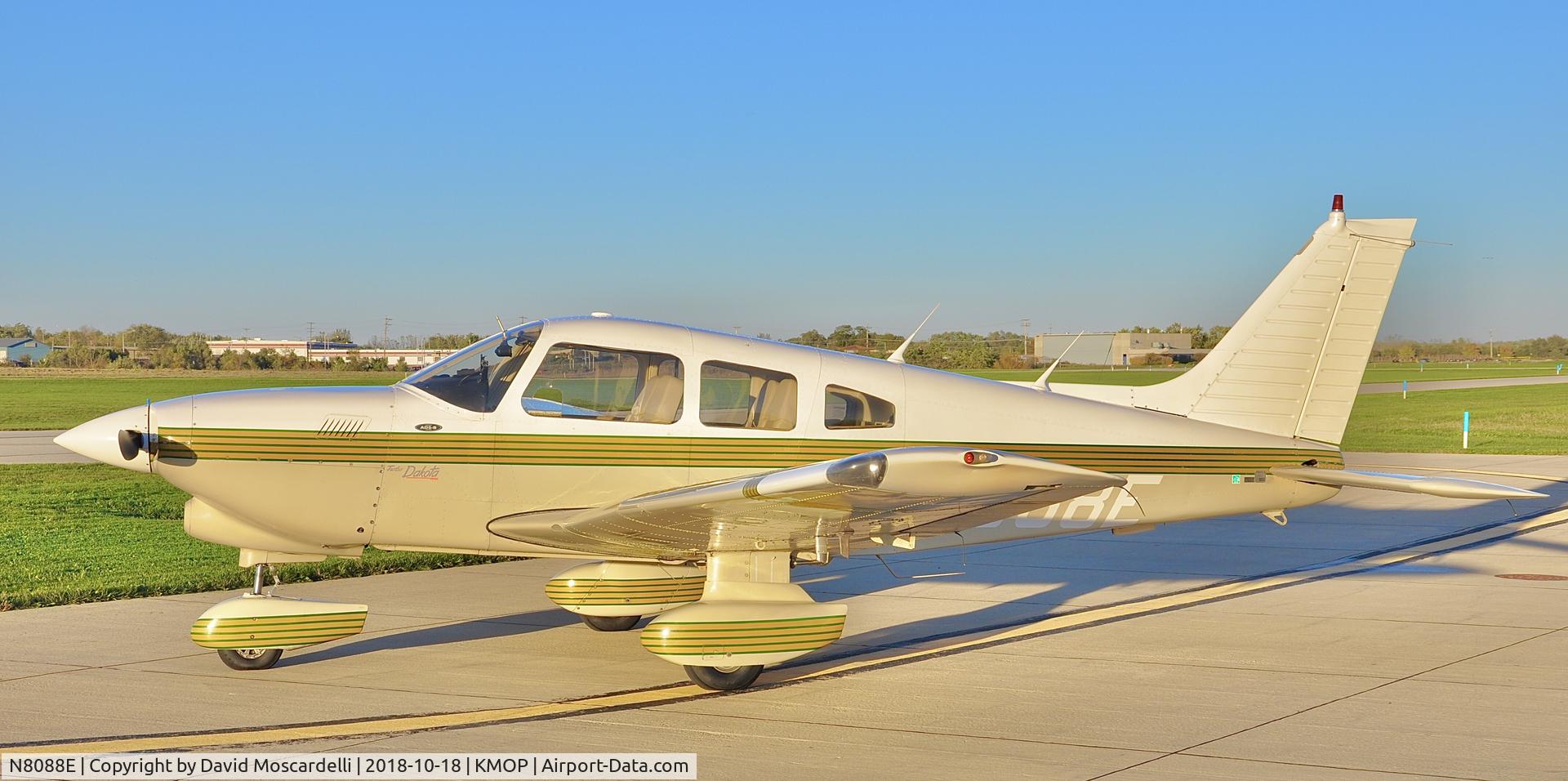 N8088E, 1979 Piper PA-28-201T Turbo Dakota C/N 28-7921045, Piper Dakota 201T 1979 KMOP Mt. Pleasant MI