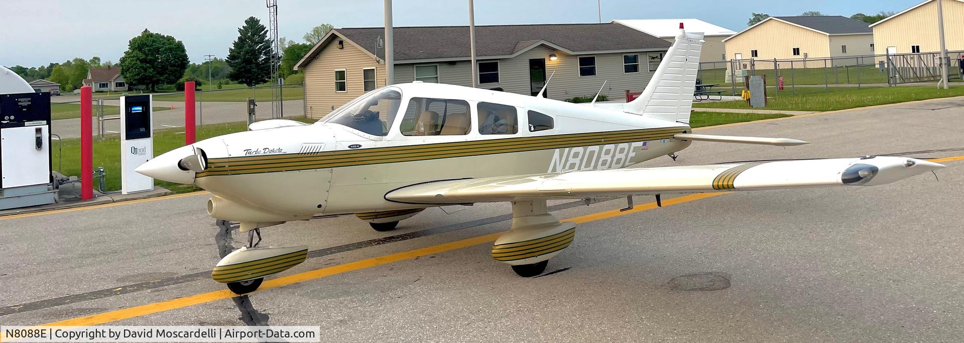 N8088E, 1979 Piper PA-28-201T Turbo Dakota C/N 28-7921045, 1979 Piper Dakota 201T at KRQB