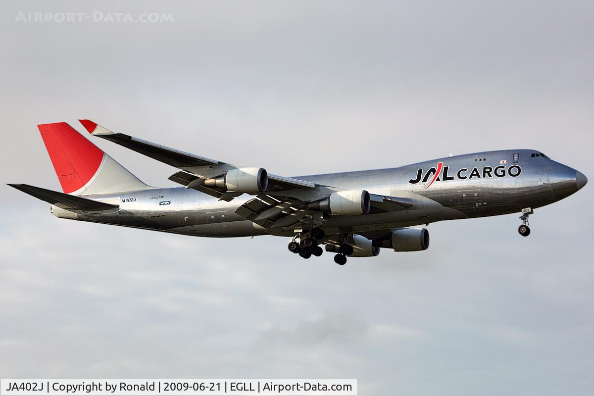 JA402J, 2004 Boeing 747-446F C/N 33749, at lhr