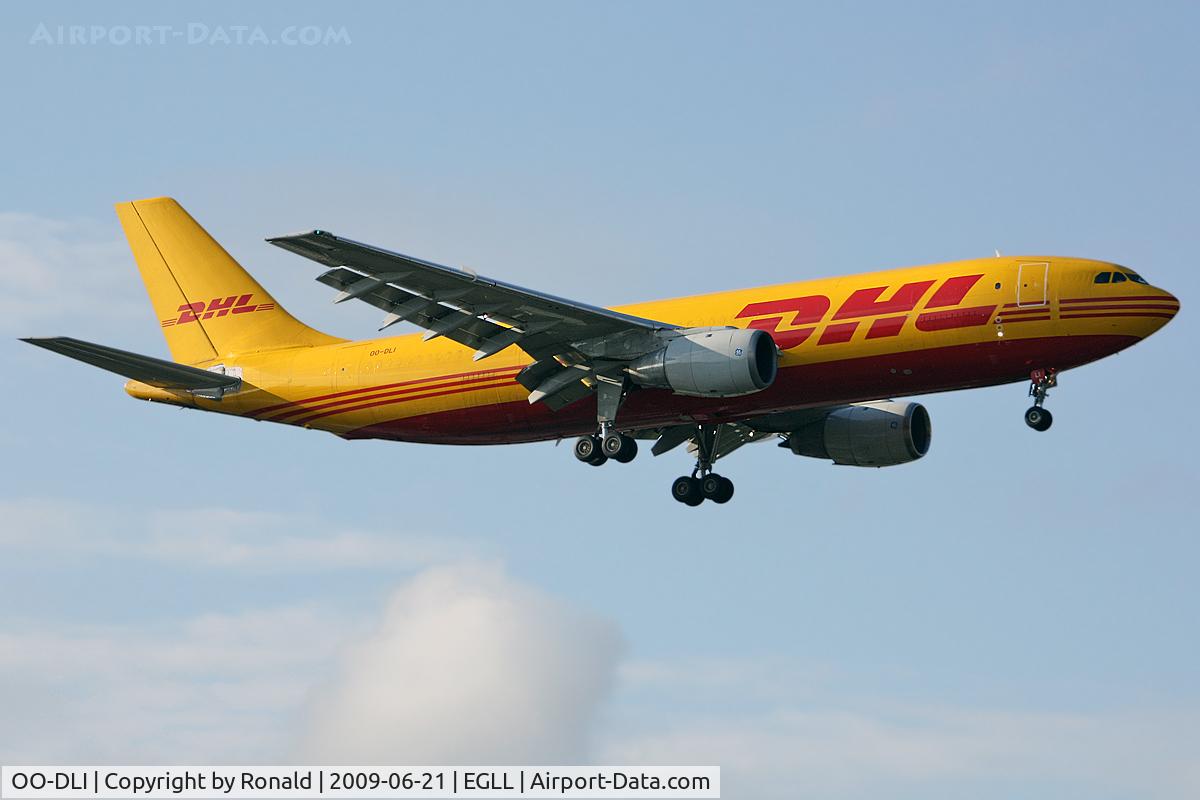 OO-DLI, 1982 Airbus A300B4-203(F) C/N 234, at lhr