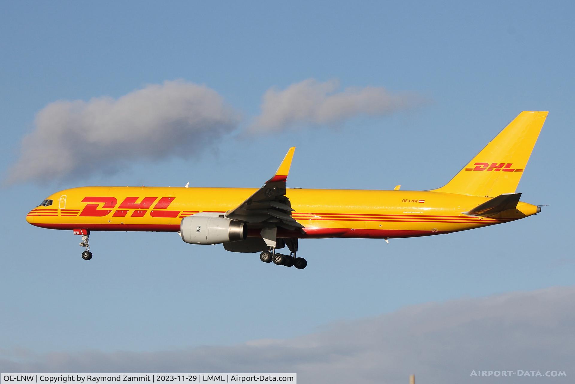 OE-LNW, Boeing 757-223(PCF) C/N 29428, B757 OE-LNW DHL Air Austria