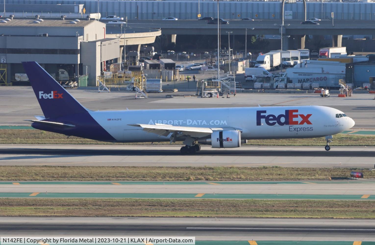 N142FE, 2016 Boeing 767-300F C/N 42725, FDX 763F zx MEM-LAX