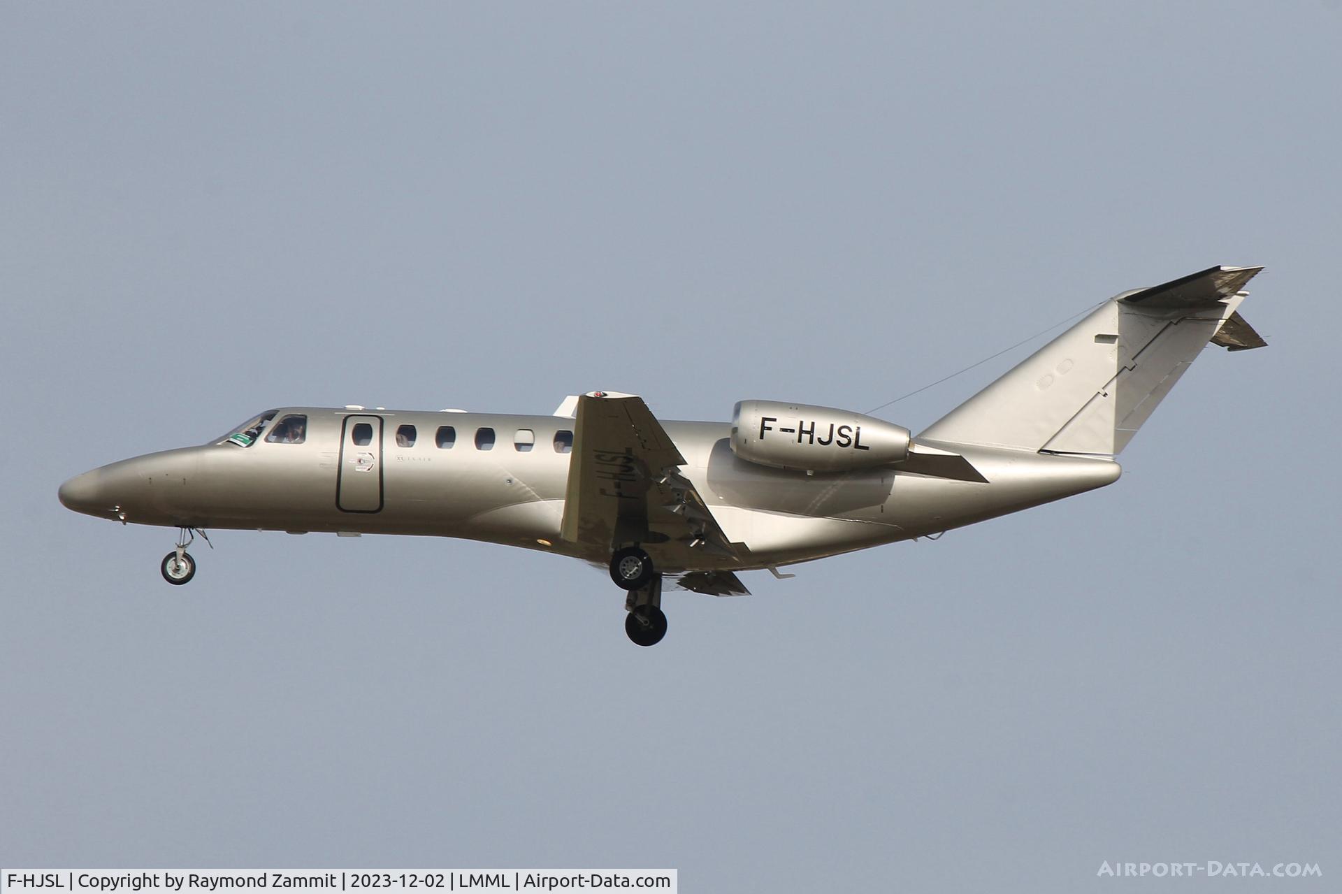F-HJSL, , Cessna 525 Citationjet CJ3 F-HJSL Ixair