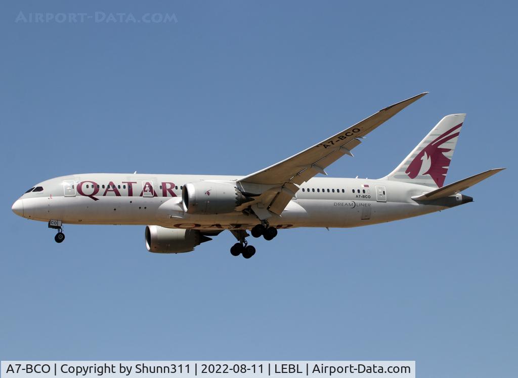 A7-BCO, 2014 Boeing 787-8 Dreamliner Dreamliner C/N 38333, Landing rwy 24R