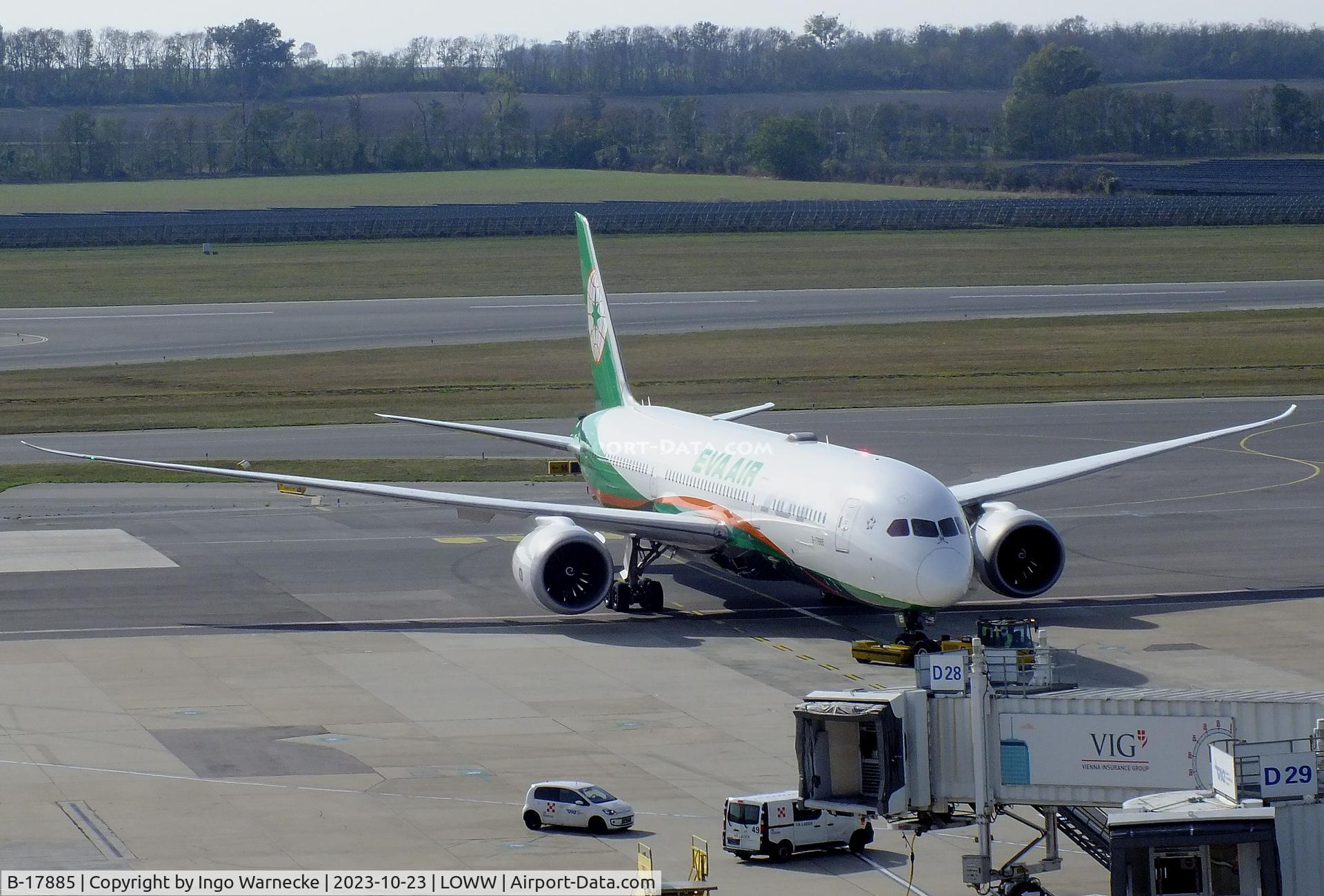 B-17885, 2019 Boeing 787-9 Dreamliner Dreamliner C/N 42118, Boeing 787-9 of EVA Air at Wien-Schwechat airport
