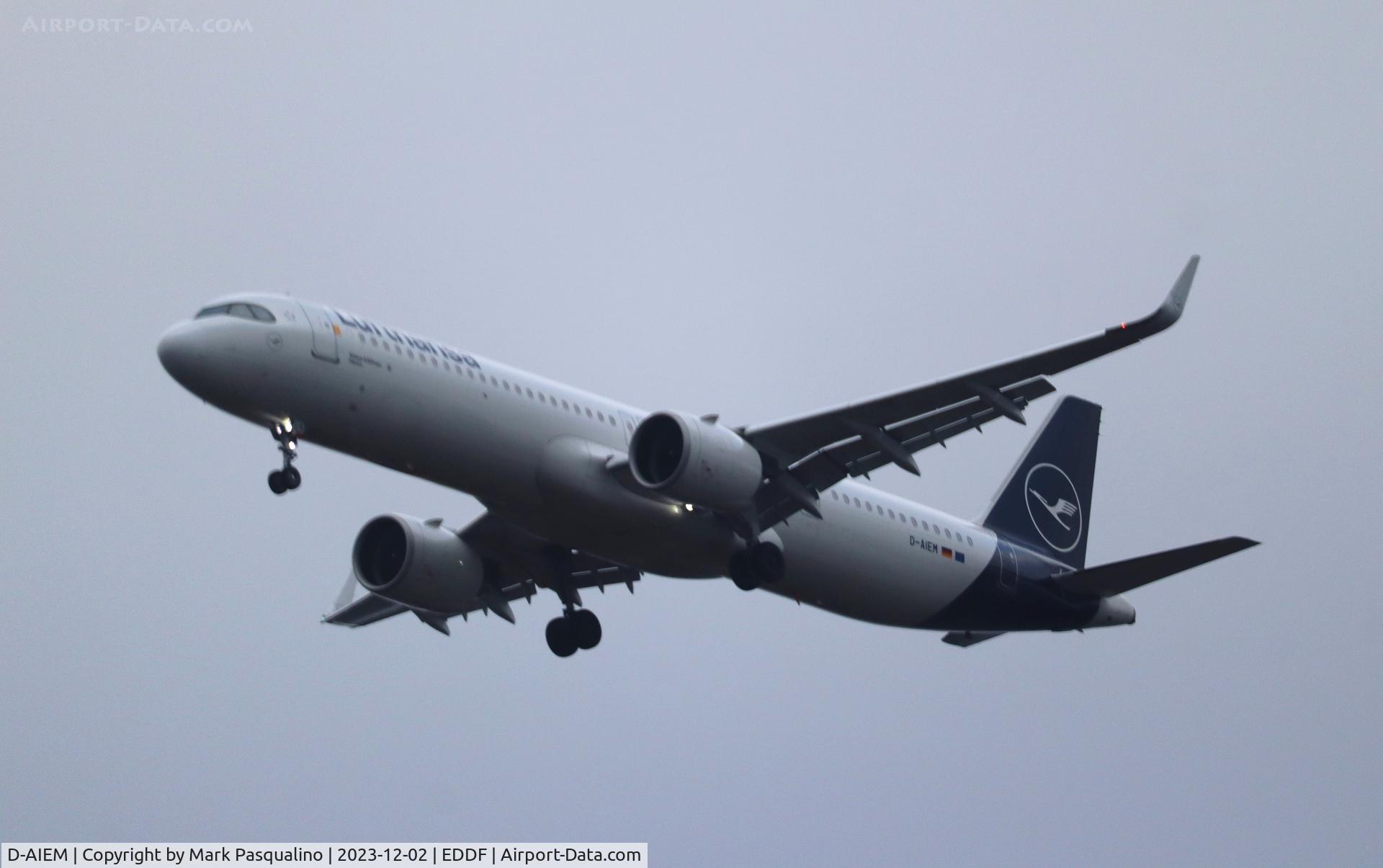 D-AIEM, 2021 Airbus A321-271NX C/N 10817, Airbus A321-271NX