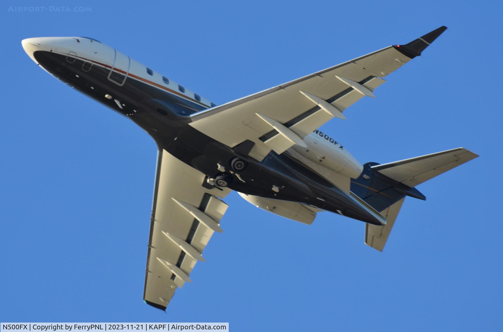 N500FX, 2022 Bombardier Challenger 350 C/N 20924, Flexjet CL350 departing APF