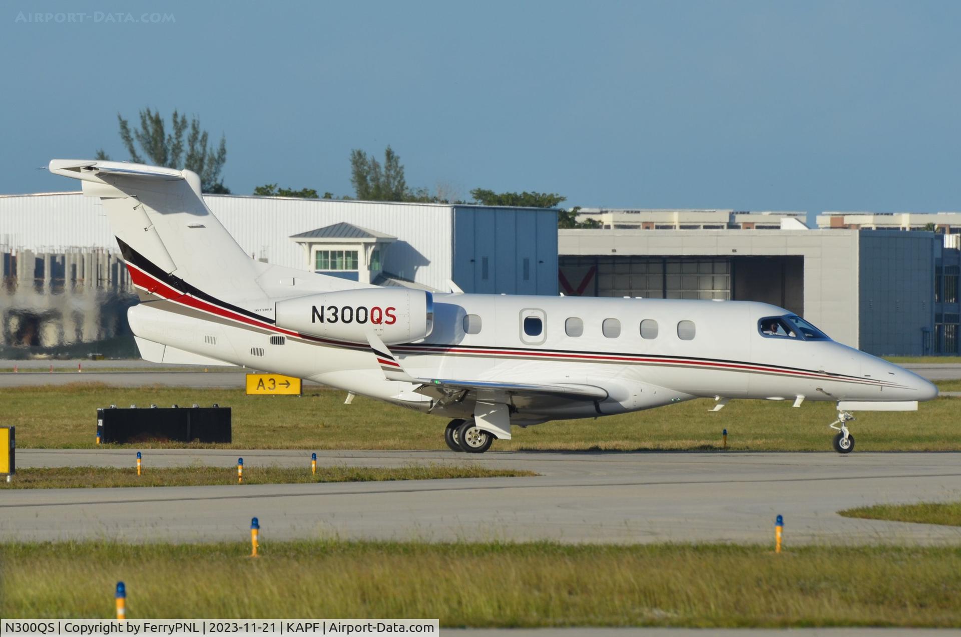 N300QS, 2016 Embraer EMB-505 Phenom 300 C/N 50500379, Netjets EMB505 arrived in Naples