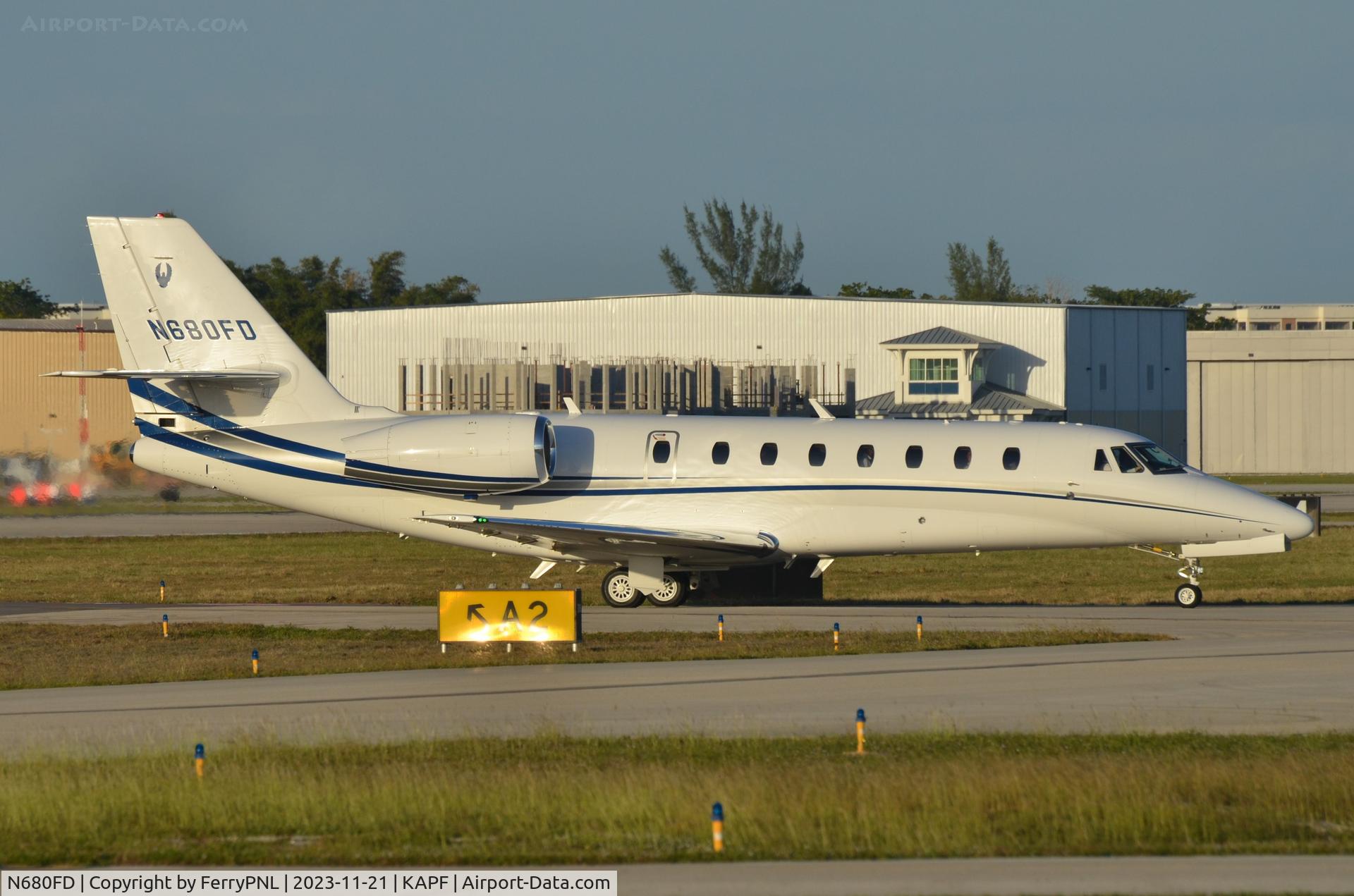 N680FD, 2009 Cessna 680 Citation Sovereign C/N 680-0289, Arrival of Federated Investors Ce680