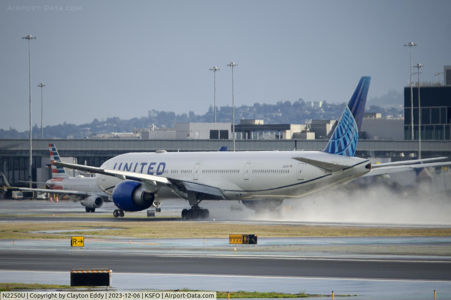 N2250U, 2019 Boeing 777-300/ER C/N 66590, Departing runway 10 SFO 2023.