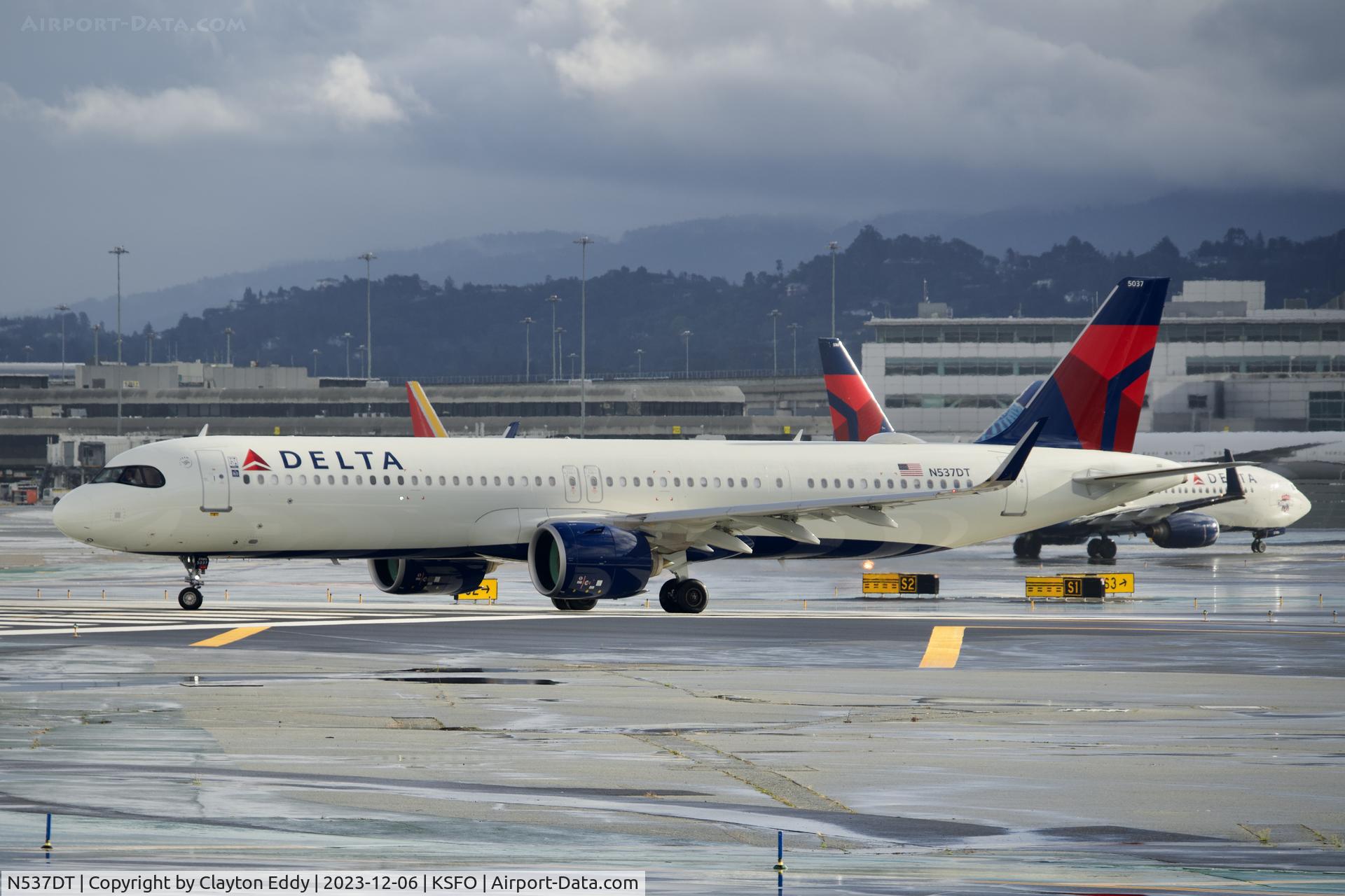 N537DT, 2023 Airbus A321-271NX NEO C/N 11434, SFO 2023.