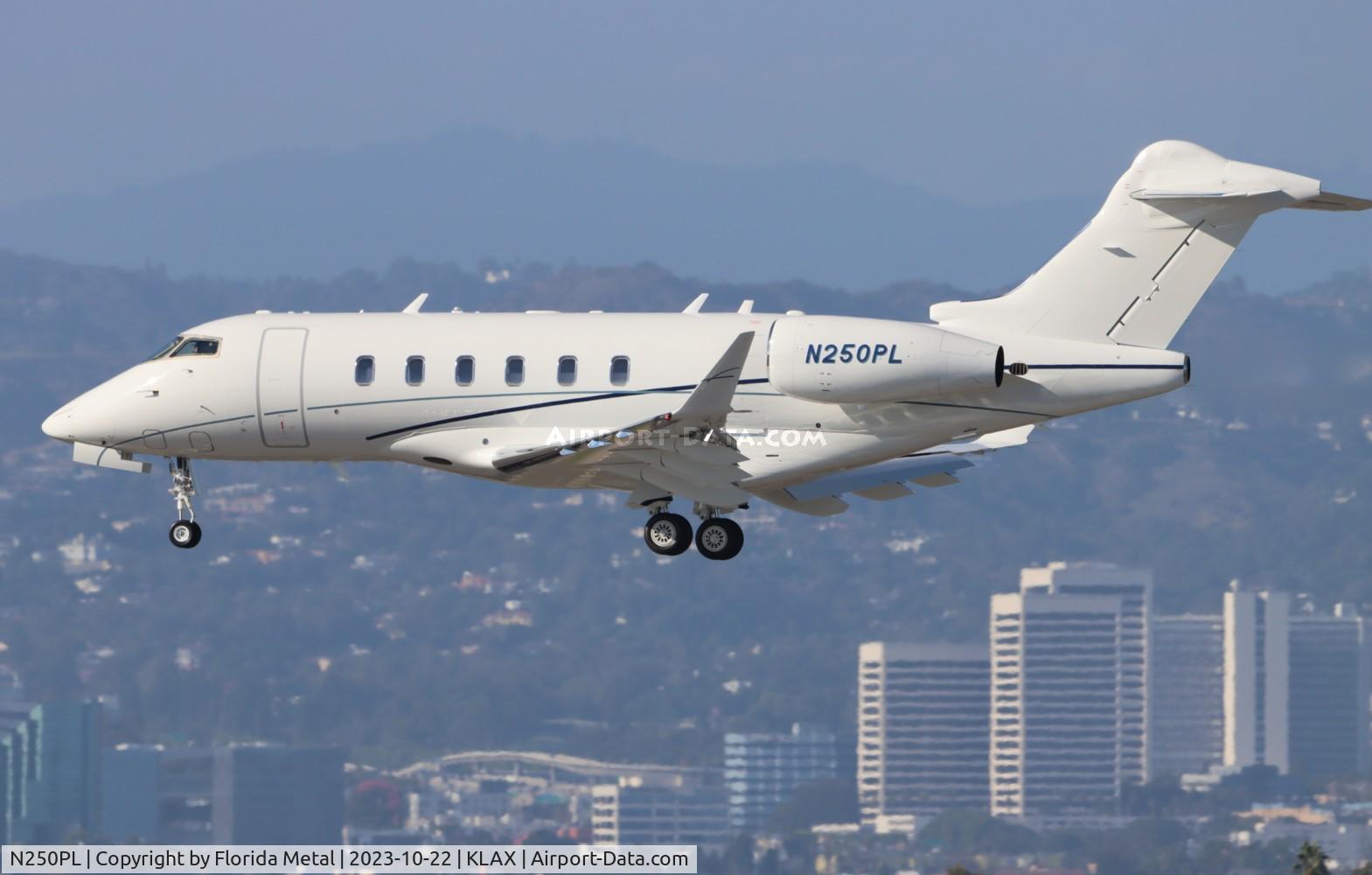 N250PL, 2023 Bombardier Challenger 350 C/N 20966, Challenger 350 zx