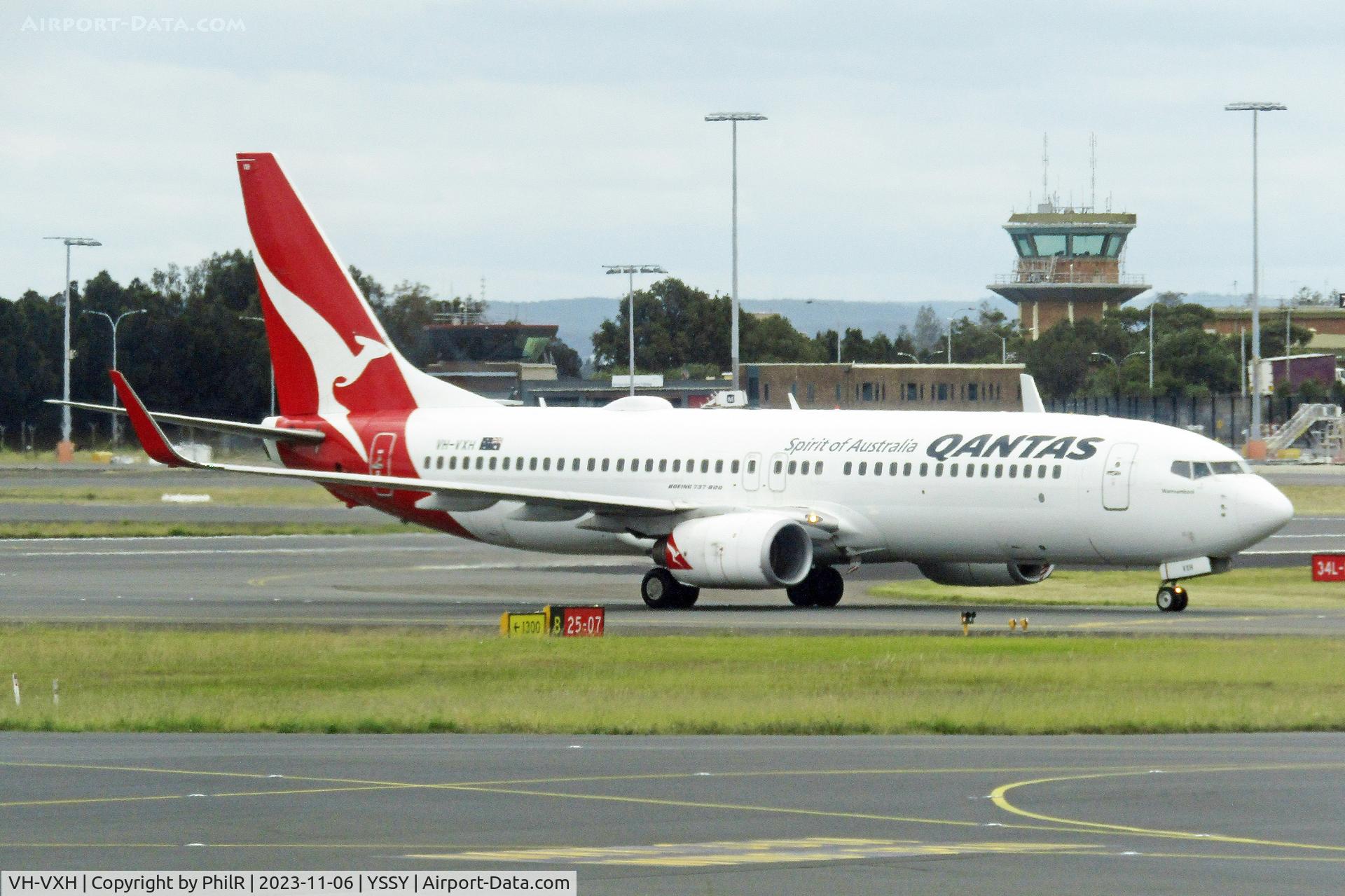VH-VXH, 2002 Boeing 737-838 C/N 33478, VH-VXH 2002 Boeing 737-800 Qantas Sydney