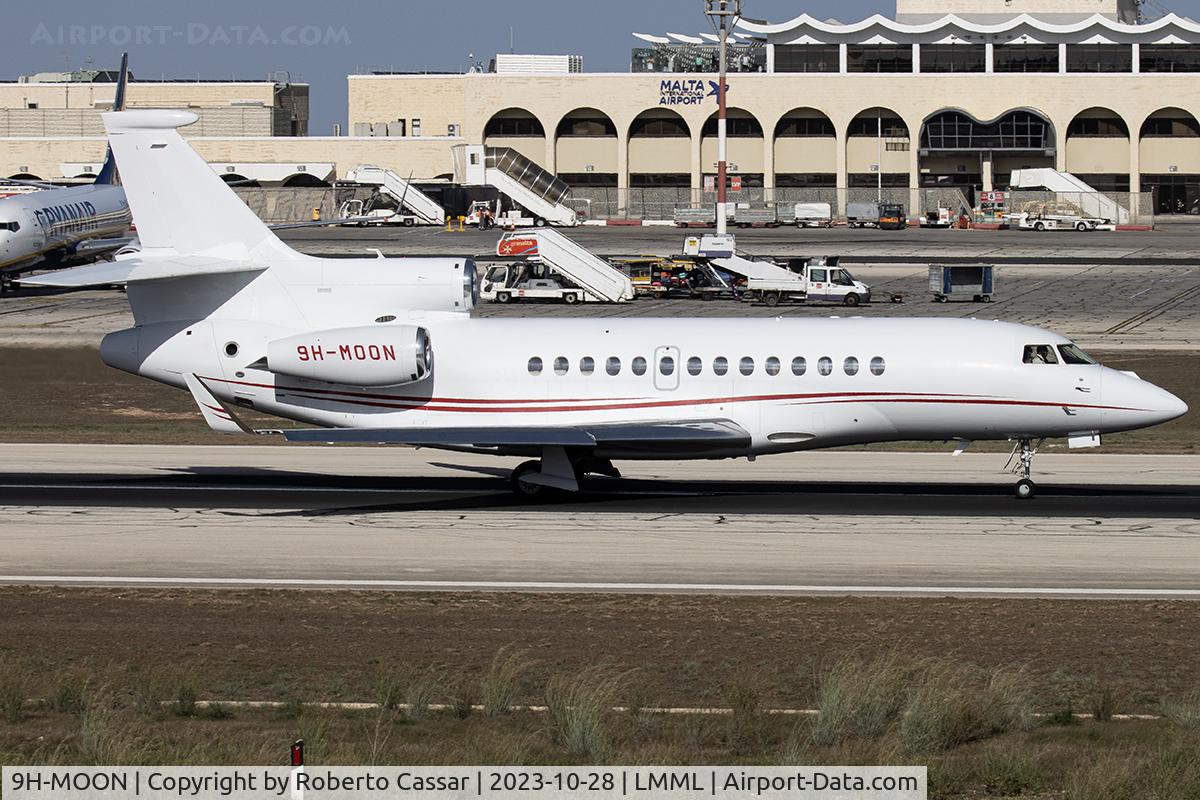 9H-MOON, 2010 Dassault Falcon 7X C/N 104, Runway 31 Backtrack