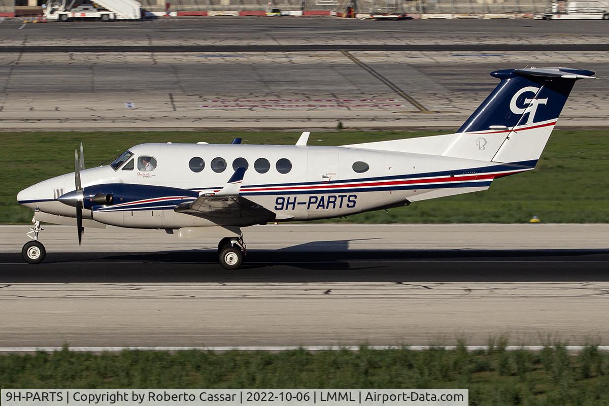 9H-PARTS, 2008 Hawker Beechcraft B200GT King Air King Air C/N BY-46, Runway 31