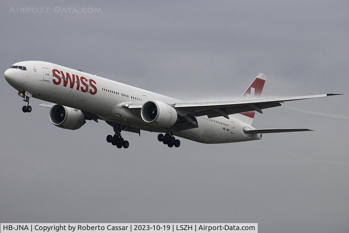 HB-JNA, 2015 Boeing 777-3DE/ER C/N 44582, Zurich Kloten