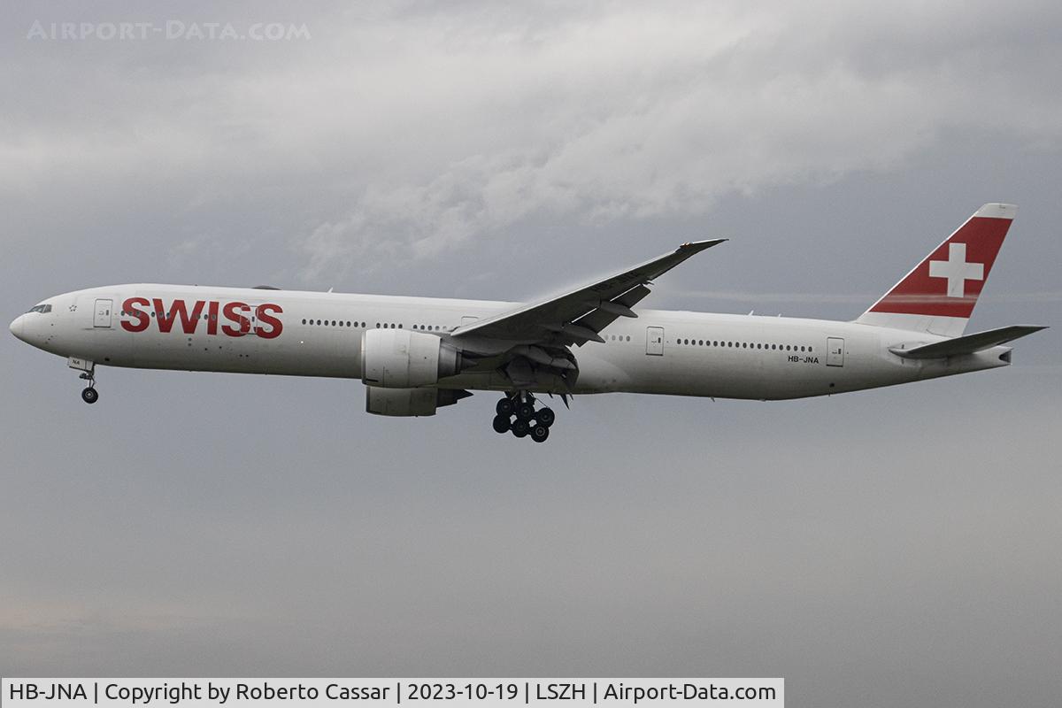 HB-JNA, 2015 Boeing 777-3DE/ER C/N 44582, Zurich Kloten