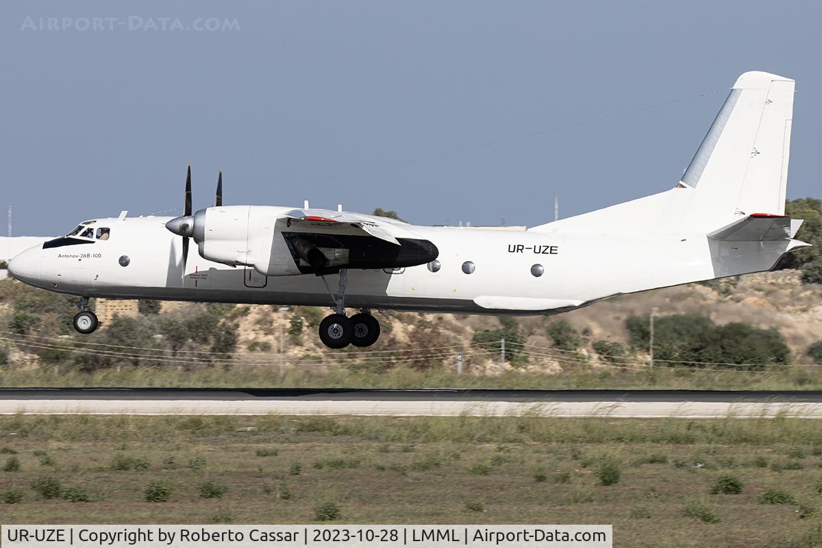 UR-UZE, Antonov An-26B-100 C/N 14205, Runway 31