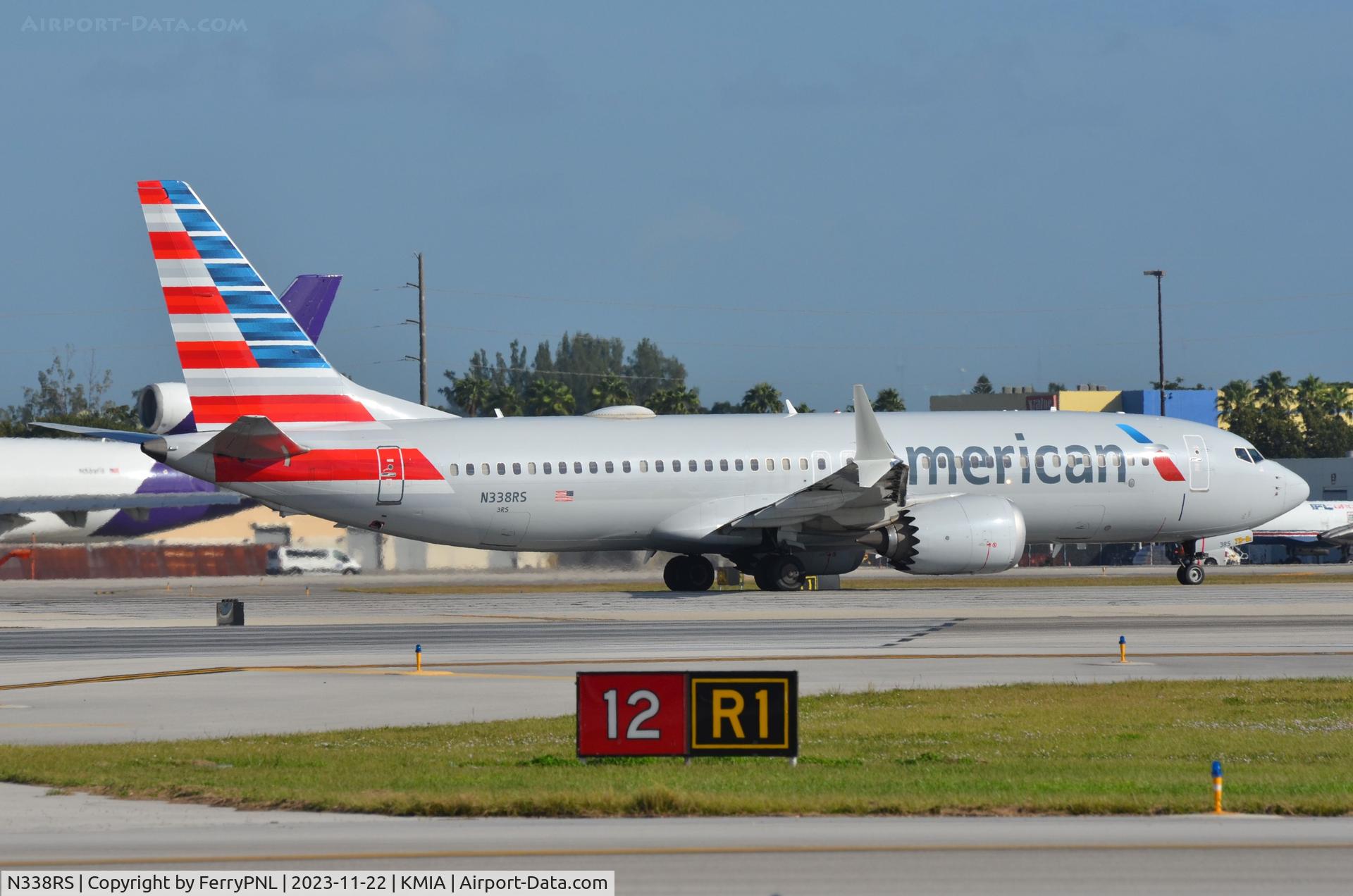 N338RS, 2018 Boeing 737-8 MAX C/N 44458, American B738 MAX for departure