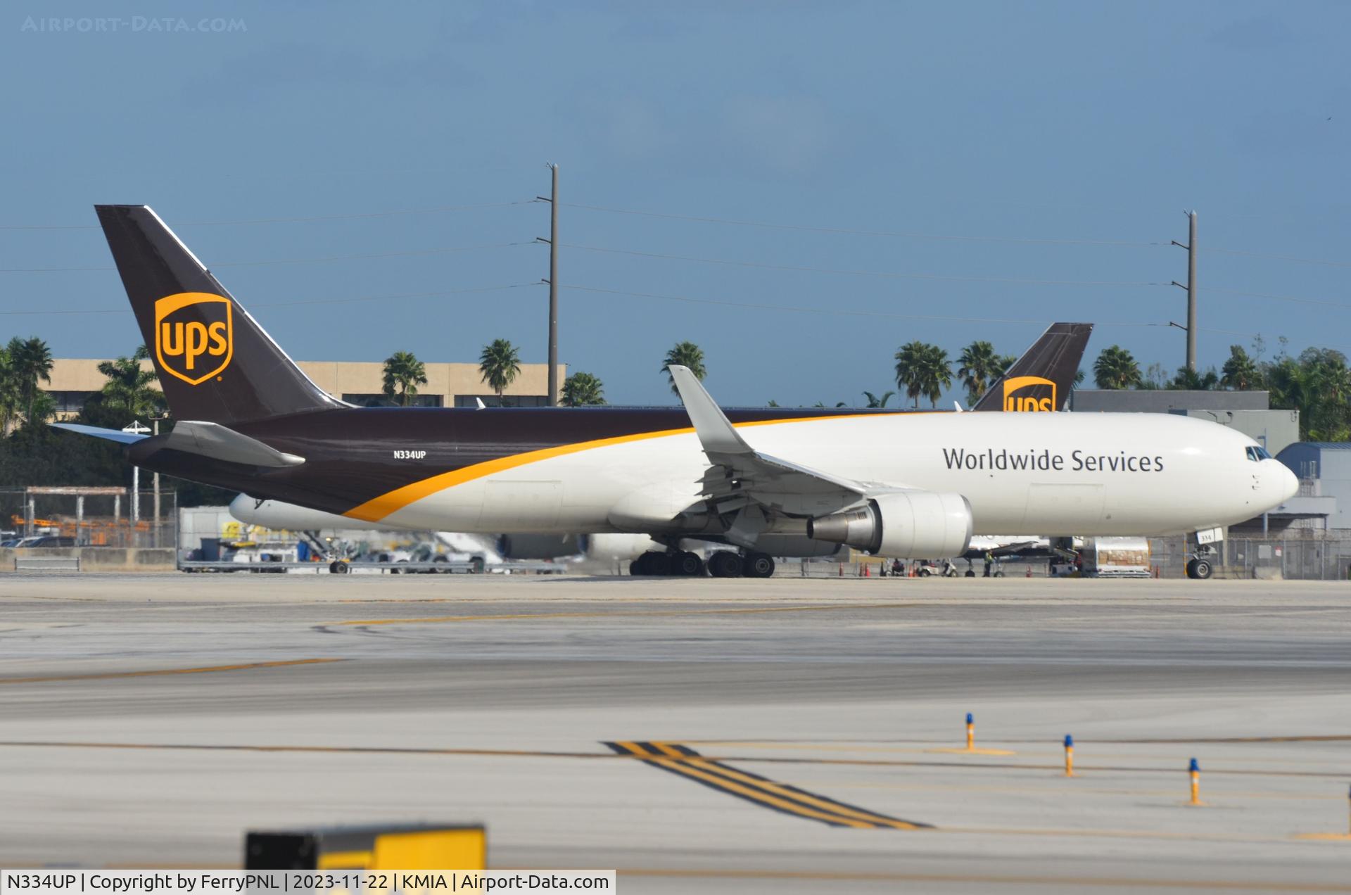 N334UP, 2001 Boeing 767-34AF C/N 32844, UPS B763F ready to take-off