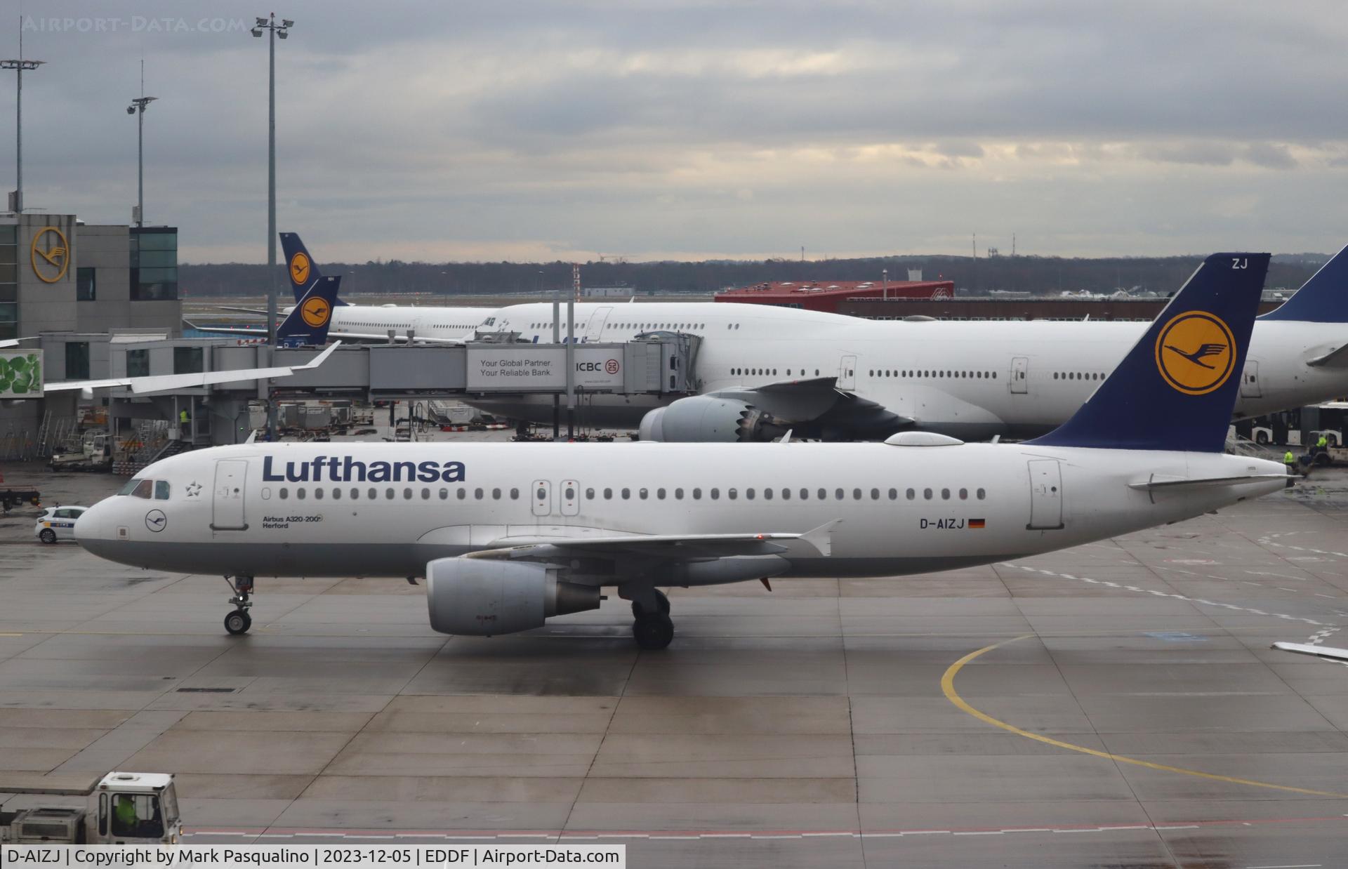 D-AIZJ, 2010 Airbus A320-214 C/N 4449, Airbus A320-214
