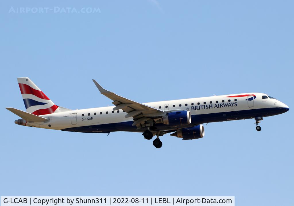G-LCAB, 2011 Embraer 190SR (ERJ-190-100SR) C/N 19000465, Landing rwy 24R
