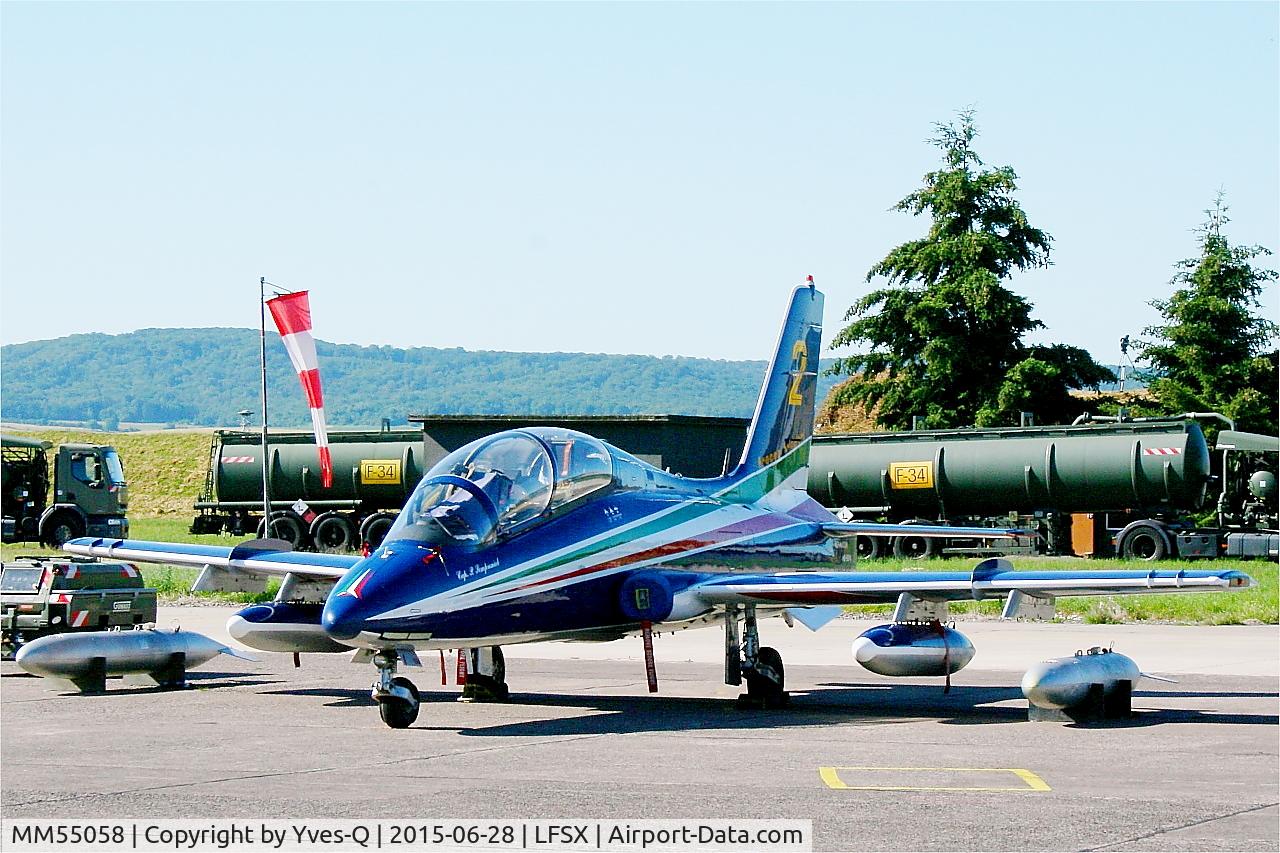 MM55058, Aermacchi MB-339PAN C/N 6852/190/AA087, Aermacchi MB-339PAN, N°2 of Frecce Tricolori Aerobatic Team 2015, Luxeuil-Saint Sauveur Air Base 116 (LFSX)