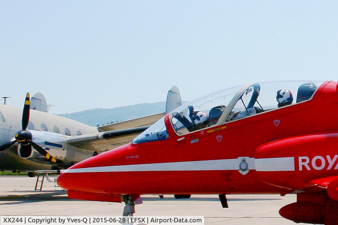 XX244, 1978 Hawker Siddeley Hawk T.1 C/N 080/312080, Red Arrows Hawker Siddeley Hawk T.1A, Taxiing, Luxeuil-Saint Sauveur Air Base 116 (LFSX)