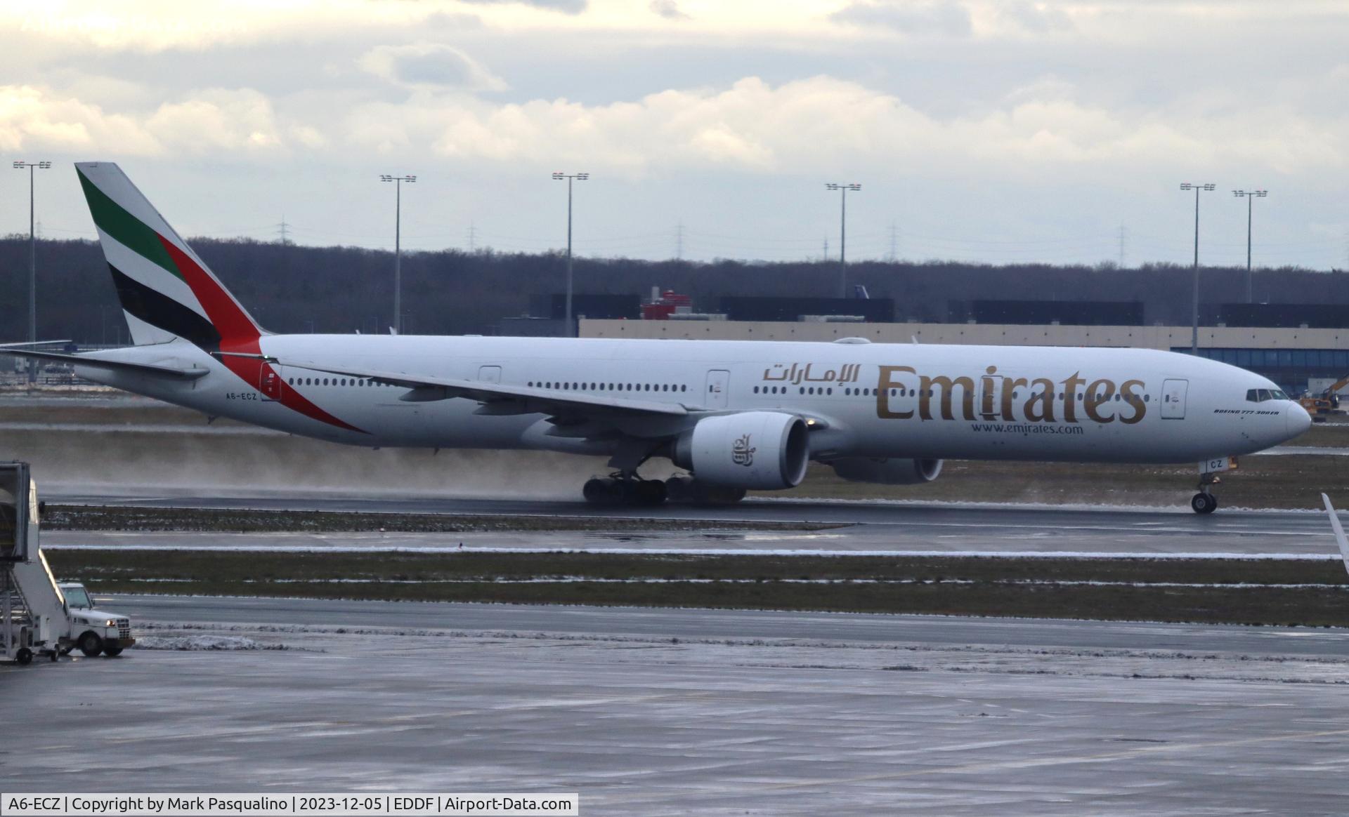 A6-ECZ, 2010 Boeing 777-31H/ER C/N 38983, Boeing 777-31H