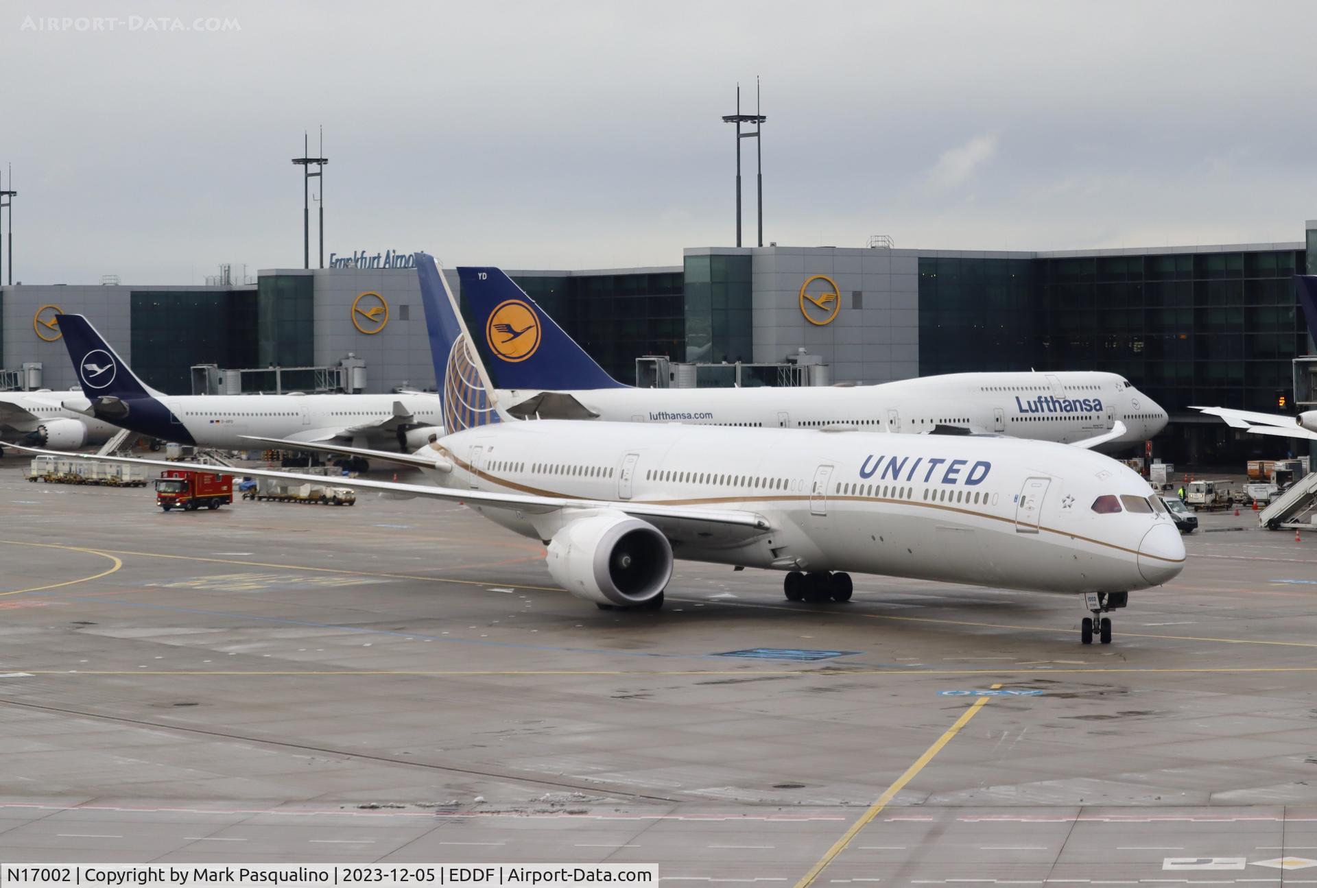 N17002, 2018 Boeing 787-10 Dreamliner C/N 40930, Boeing 787-10