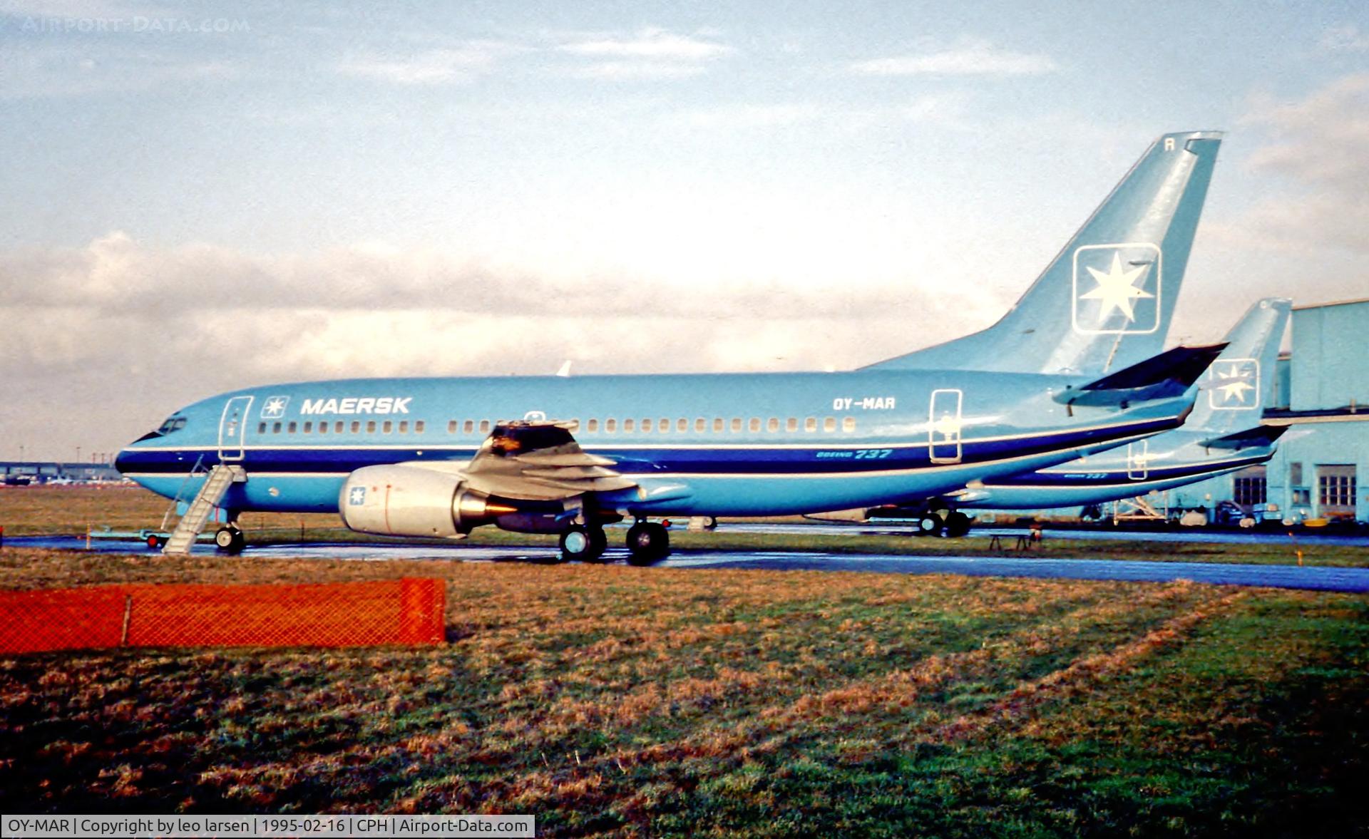 OY-MAR, 1995 Boeing 737-3L9 C/N 27833, Copenhagen 16.2.1995