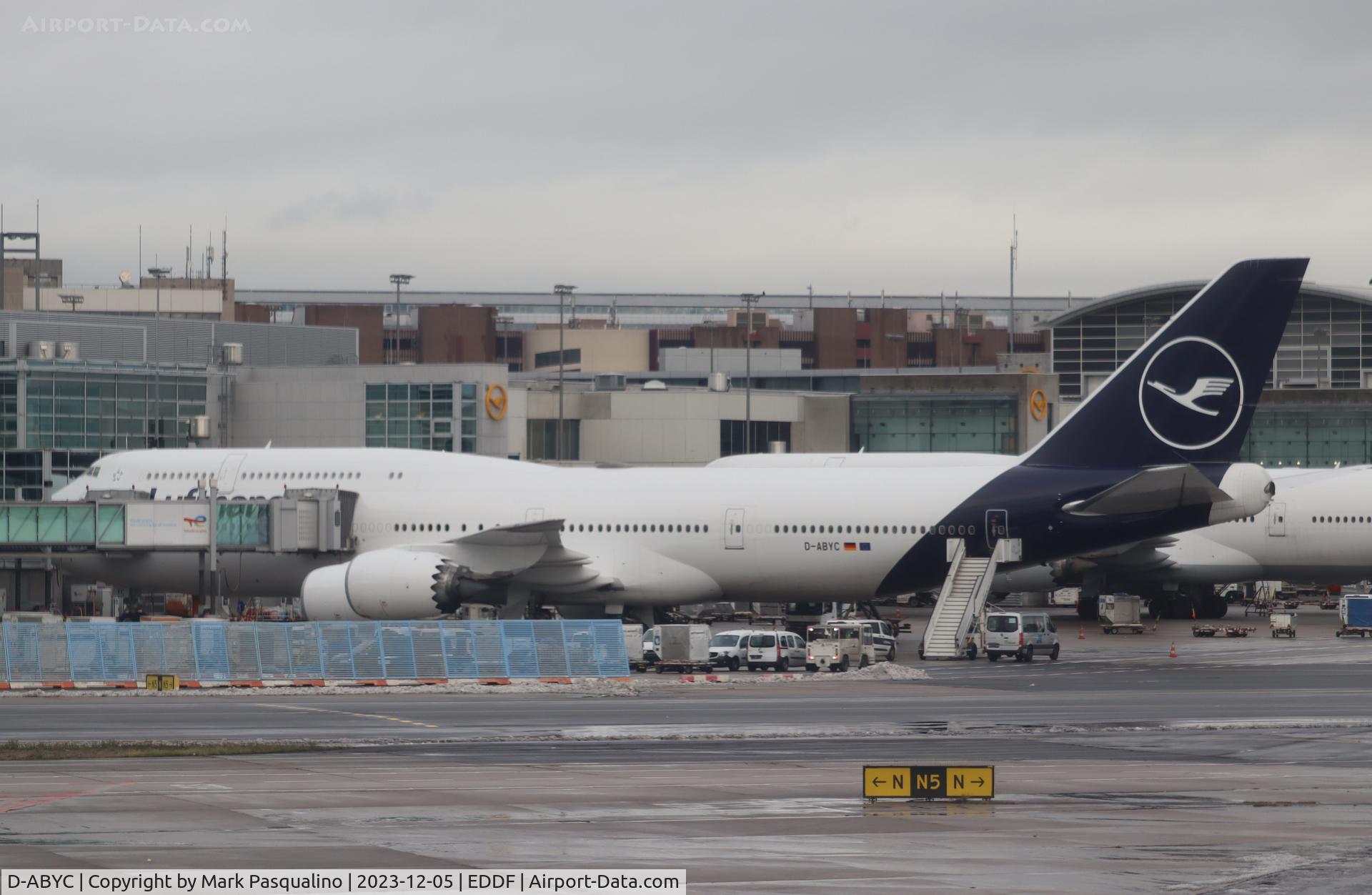 D-ABYC, 2012 Boeing 747-830 C/N 37828, Boeing 747-830