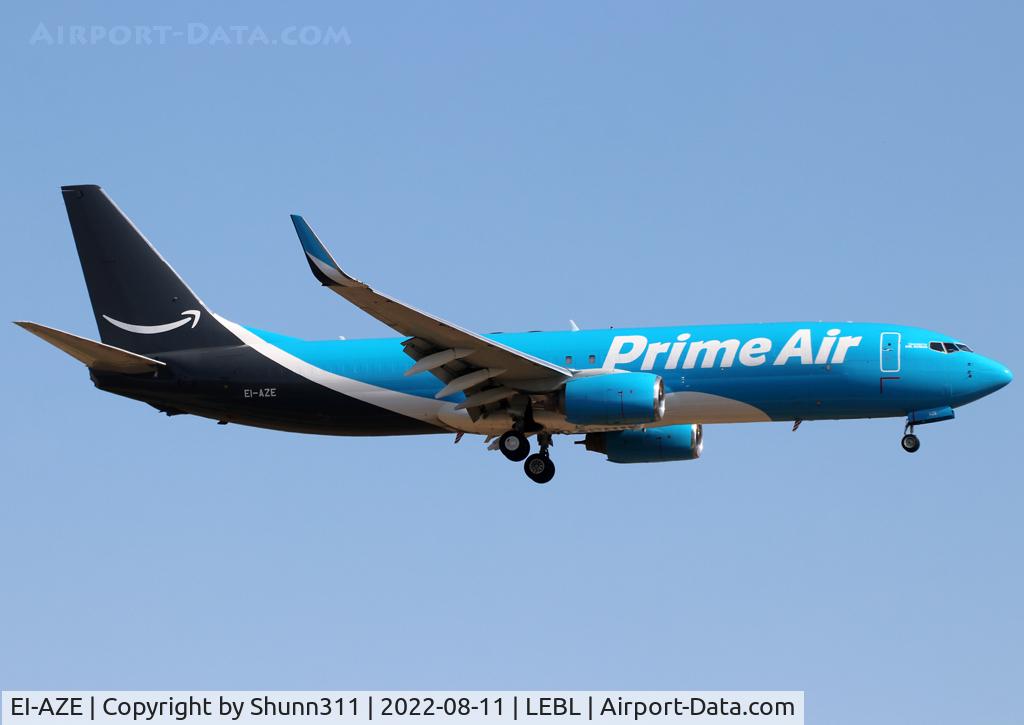 EI-AZE, 2003 Boeing 737-86Q(SF) C/N 30291, Landing rwy 24R