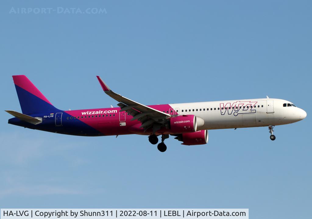 HA-LVG, 2019 Airbus A321-271NX C/N 8997, Landing rwy 24R