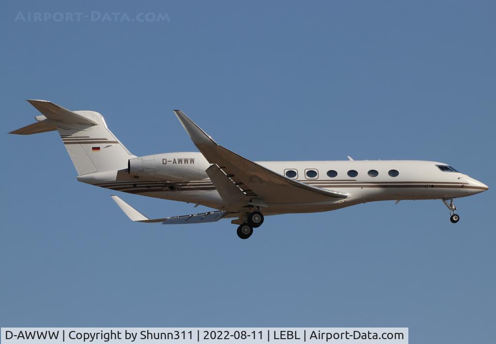 D-AWWW, 2016 Gulfstream Aerospace G650 (G-VI) C/N 6215, Landing rwy 24R