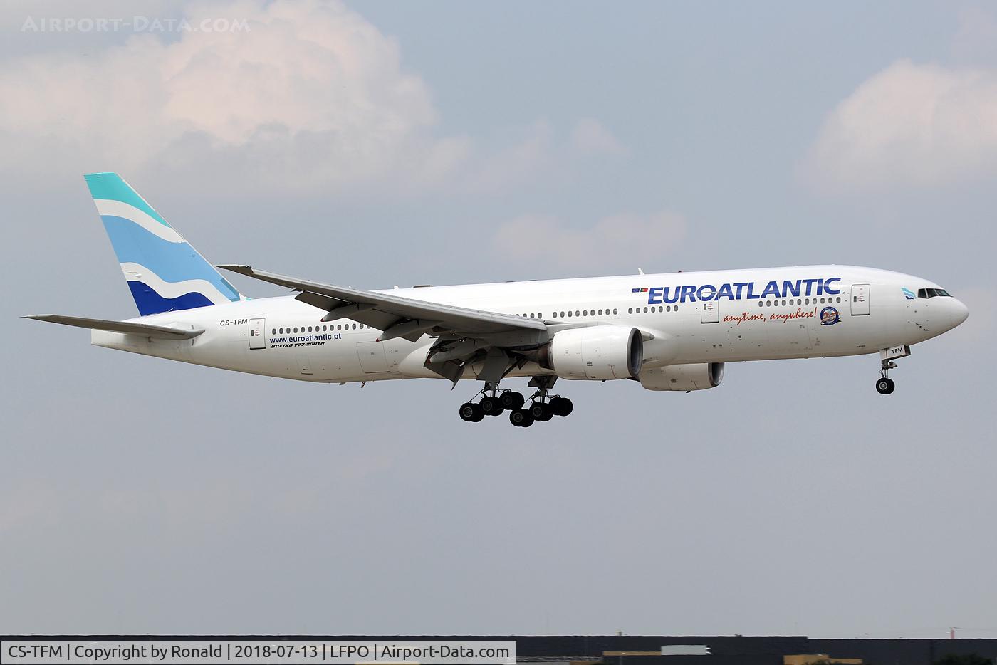 CS-TFM, 1998 Boeing 777-212/ER C/N 28513, at orly