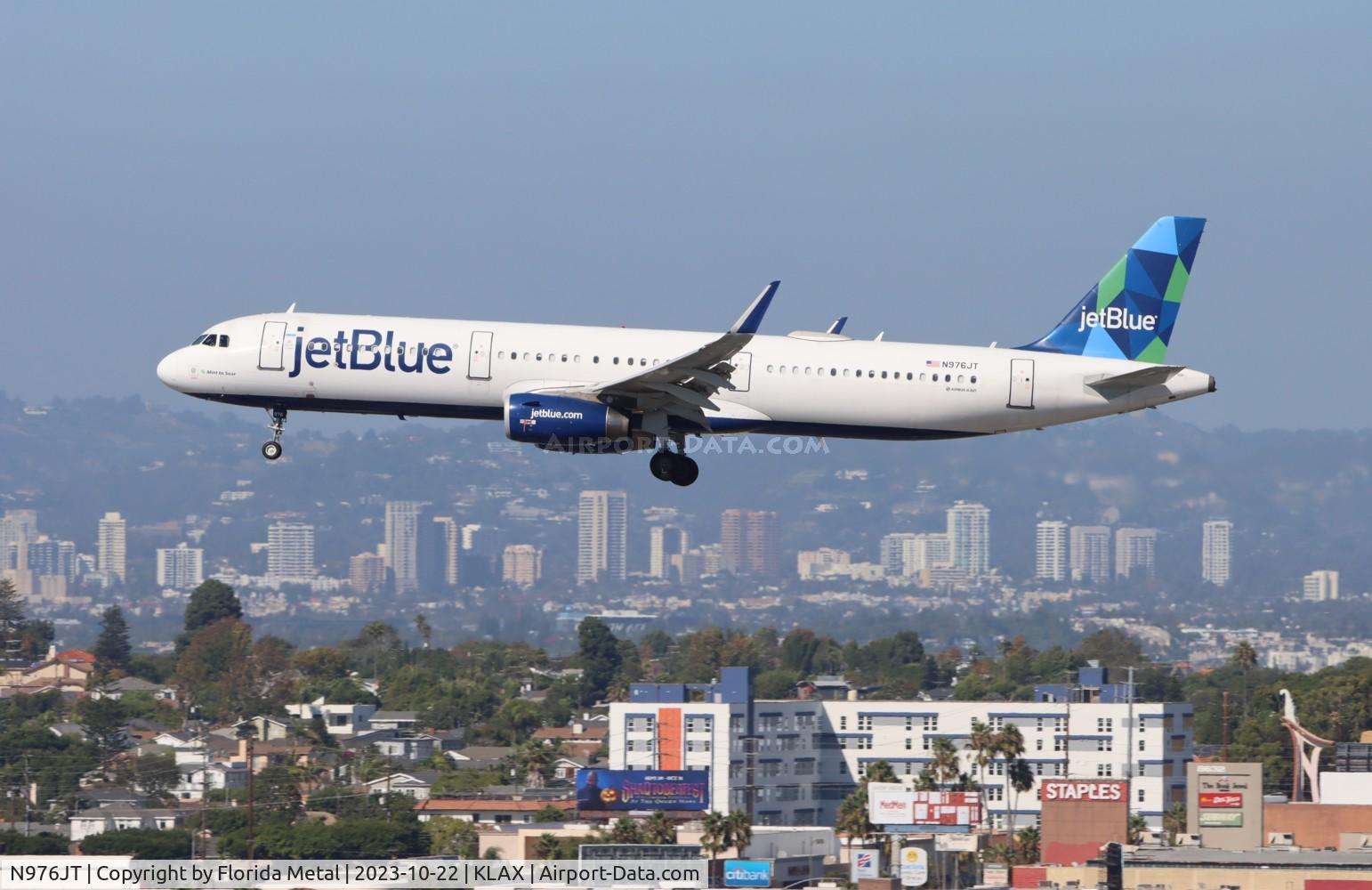 N976JT, 2017 Airbus A321-231 C/N 7529, JBU A321 zx BOS-LAX