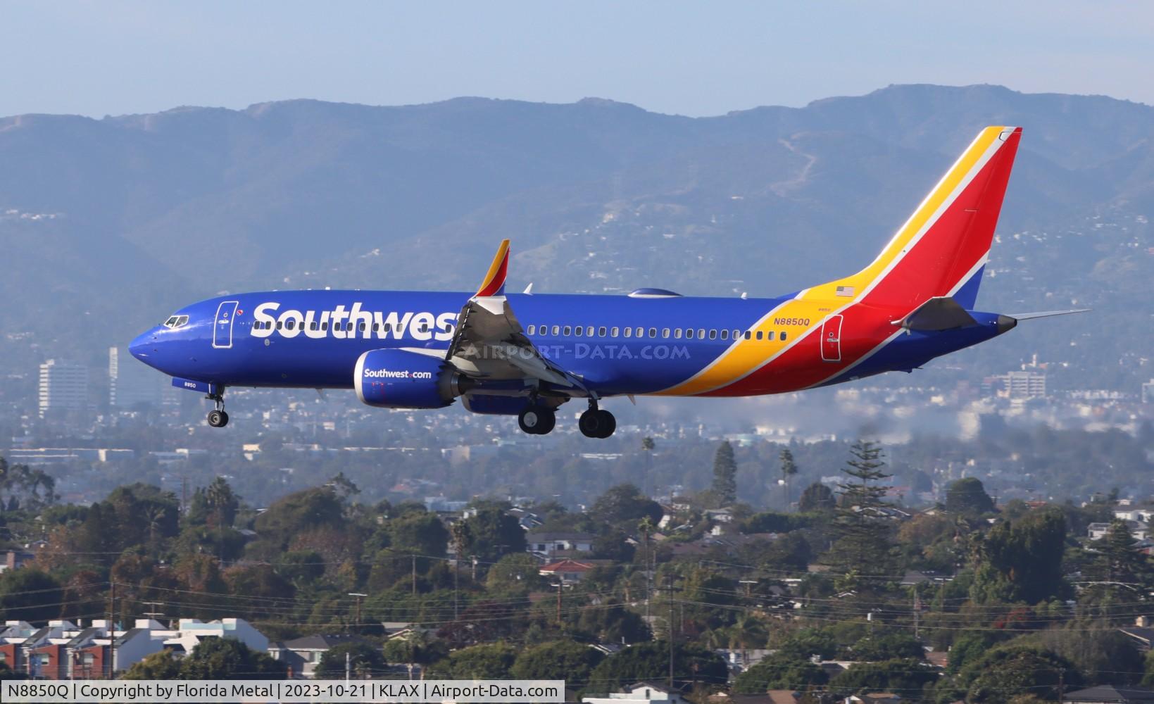 N8850Q, 2023 Boeing 737-8 MAX C/N 67498, SWA 737-8 zx SMF-LAX