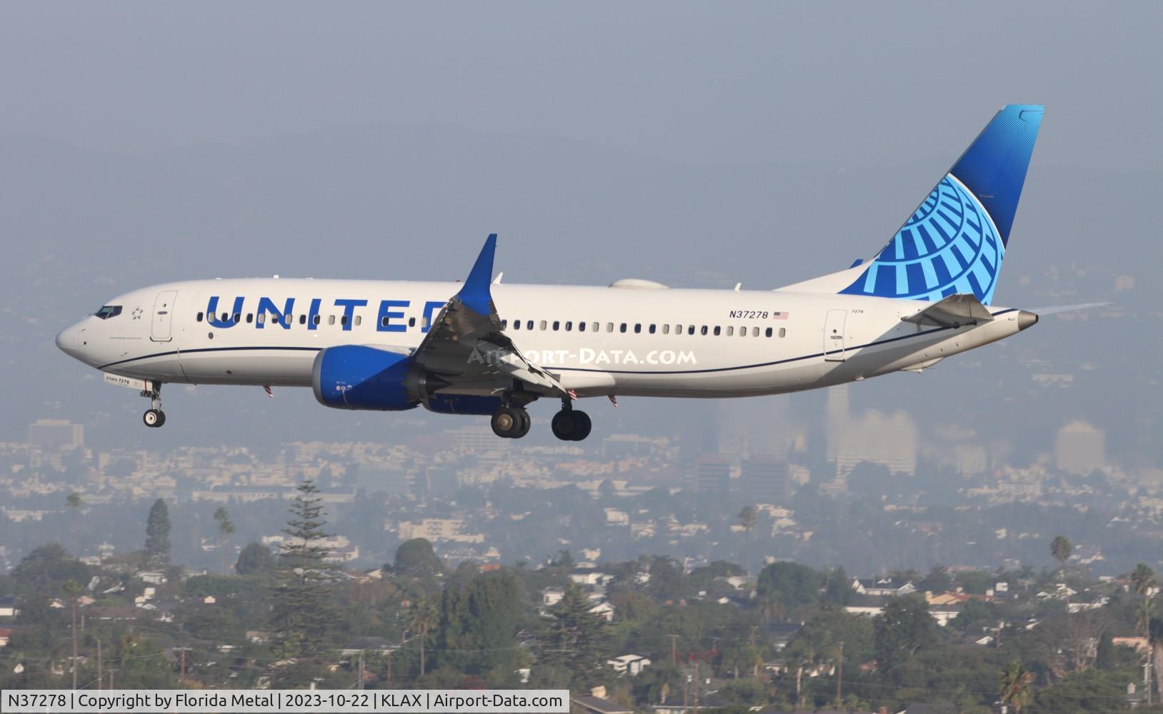 N37278, 2019 Boeing 737 MAX 8 C/N 61859, UAL 737-8 zx CLE-LAX