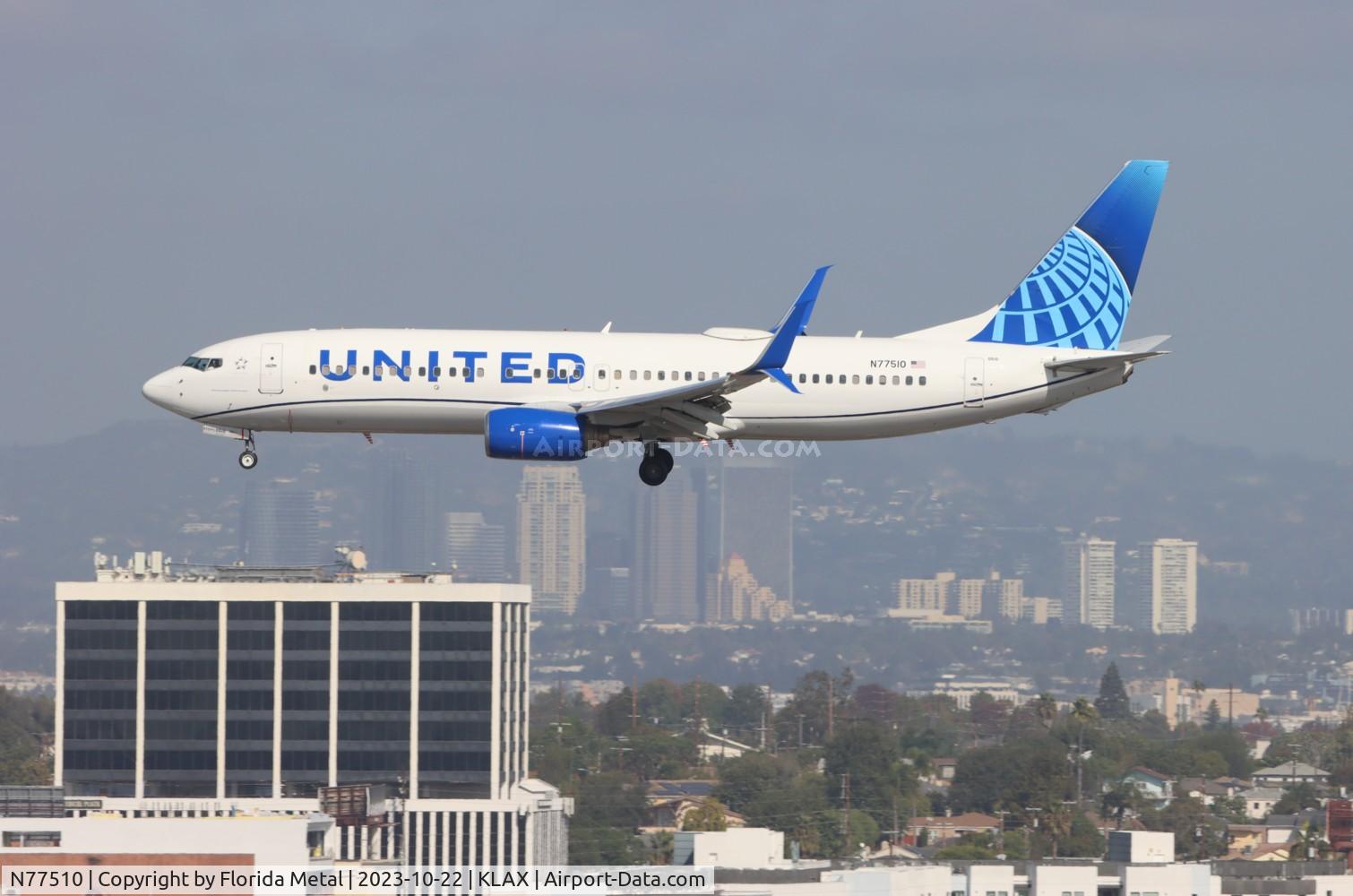 N77510, 2008 Boeing 737-824 C/N 32828, UAL 738 nc zx MCO-LAX