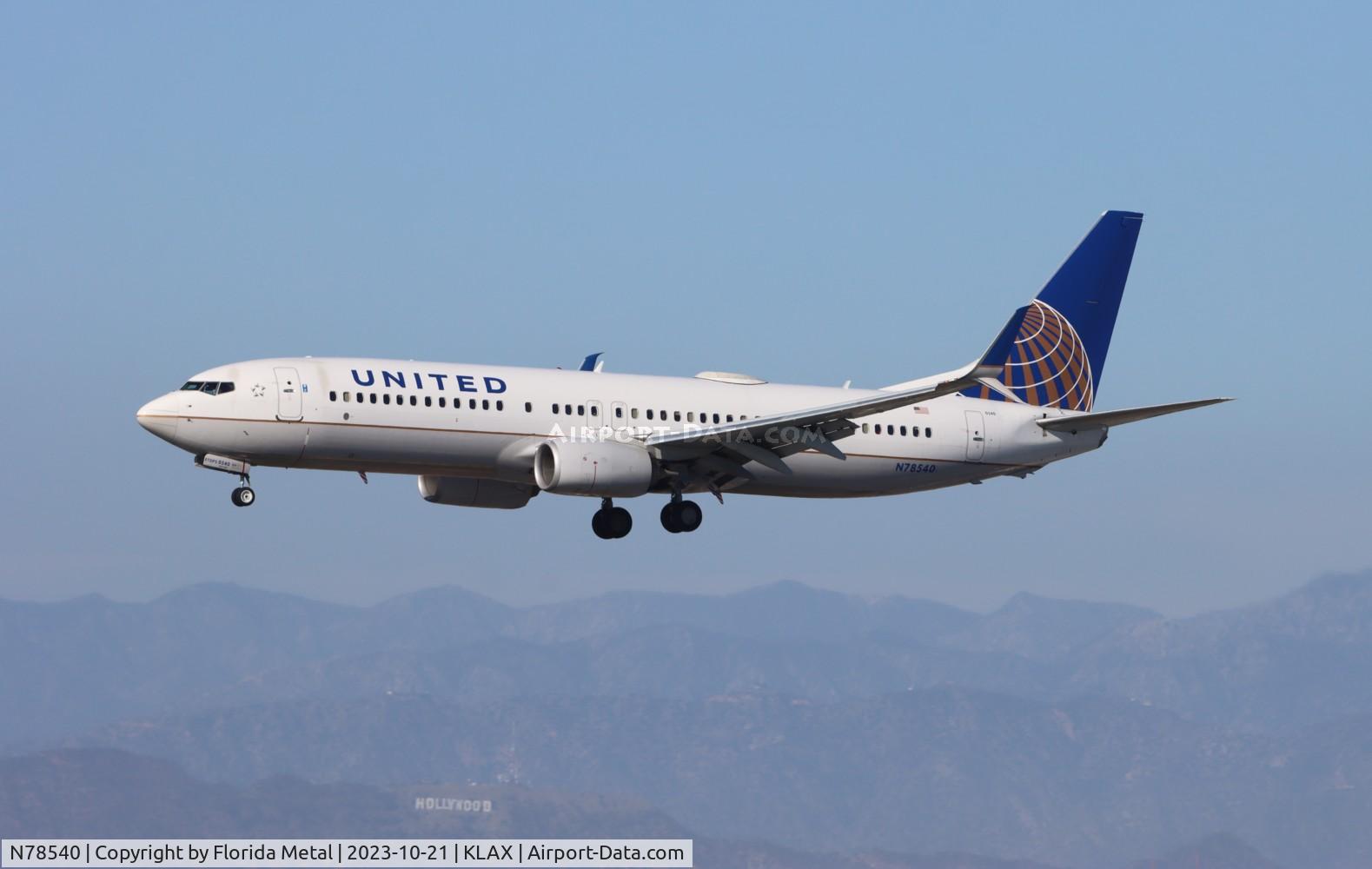 N78540, 2017 Boeing 737-800 C/N 63646, UAL 738 oc zx SFO-LAX