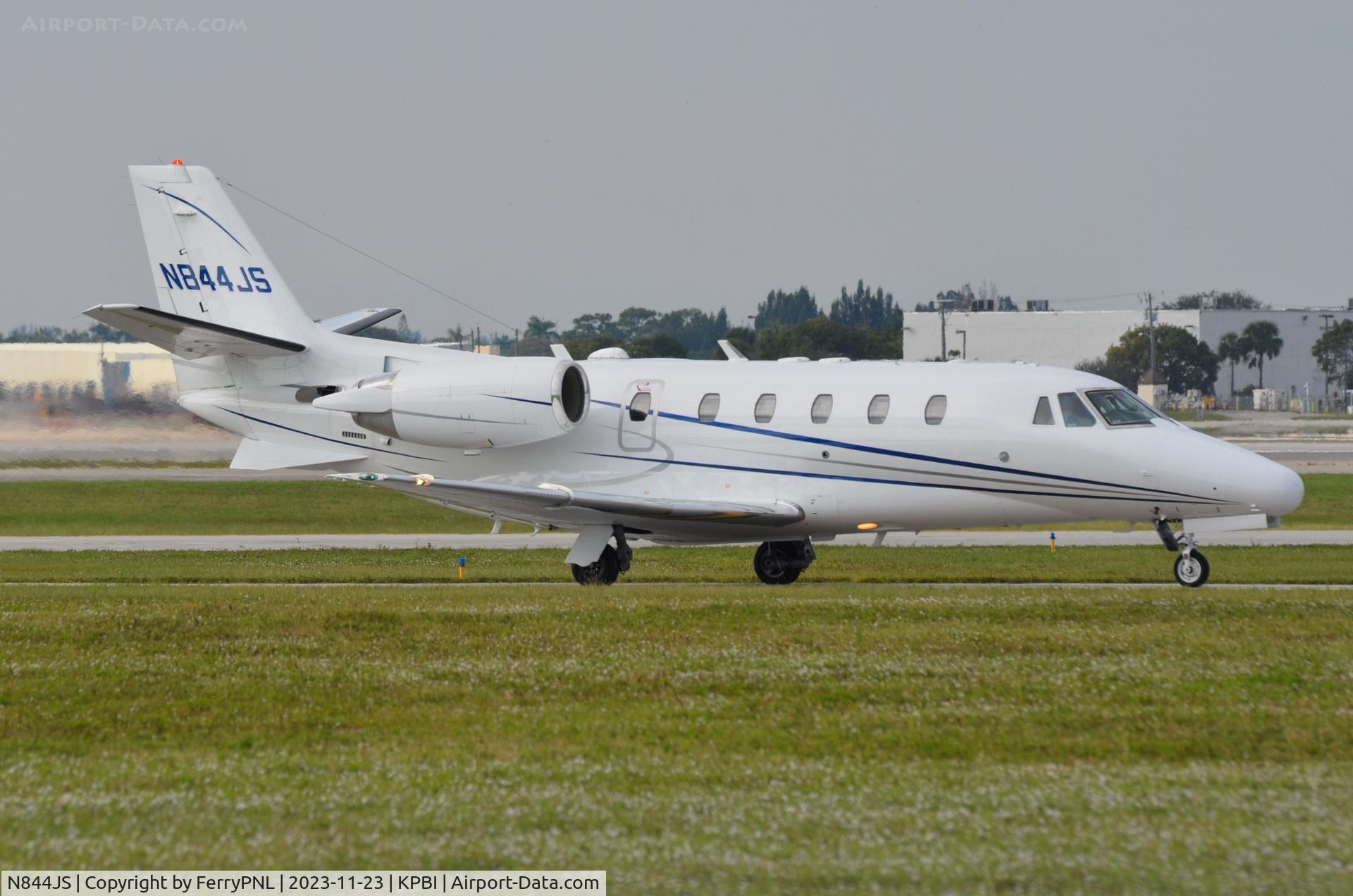 N844JS, 2003 Cessna 560XL Citation Excel C/N 560-5344, Ce560XL arriving in PBI