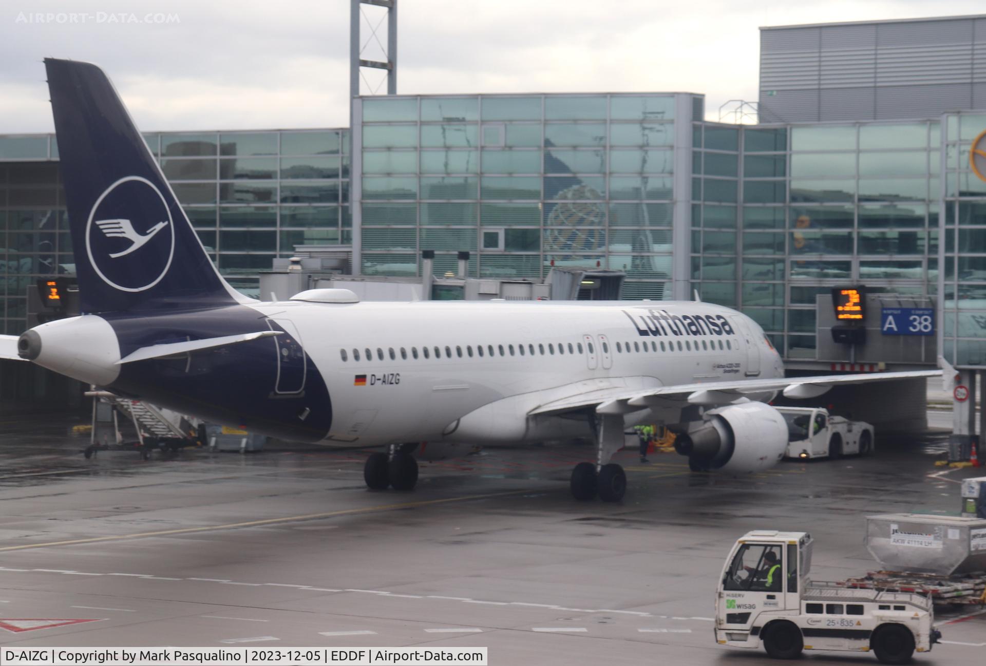 D-AIZG, 2010 Airbus A320-214 C/N 4324, Airbus A320-214