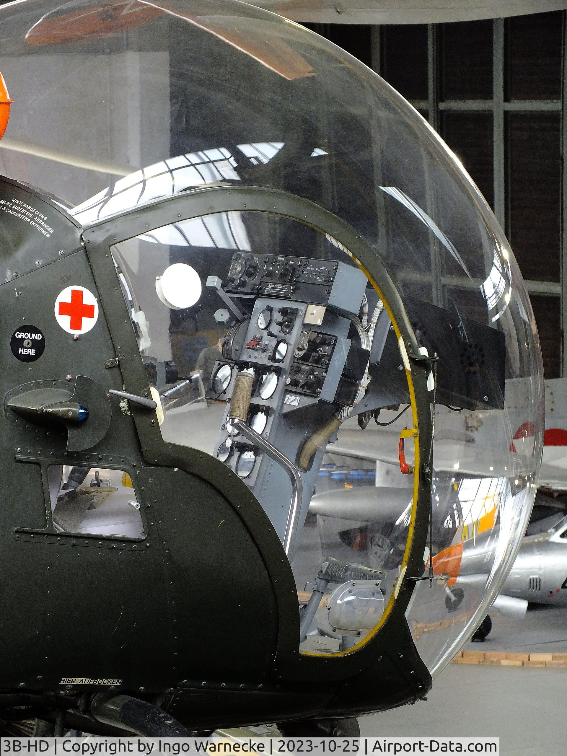 3B-HD, Bell OH-13H Sioux C/N 2482, Bell OH-13H Sioux at the Militärluftfahrt-Museum (Museum of Austrian Military Aviation), Zeltweg #c