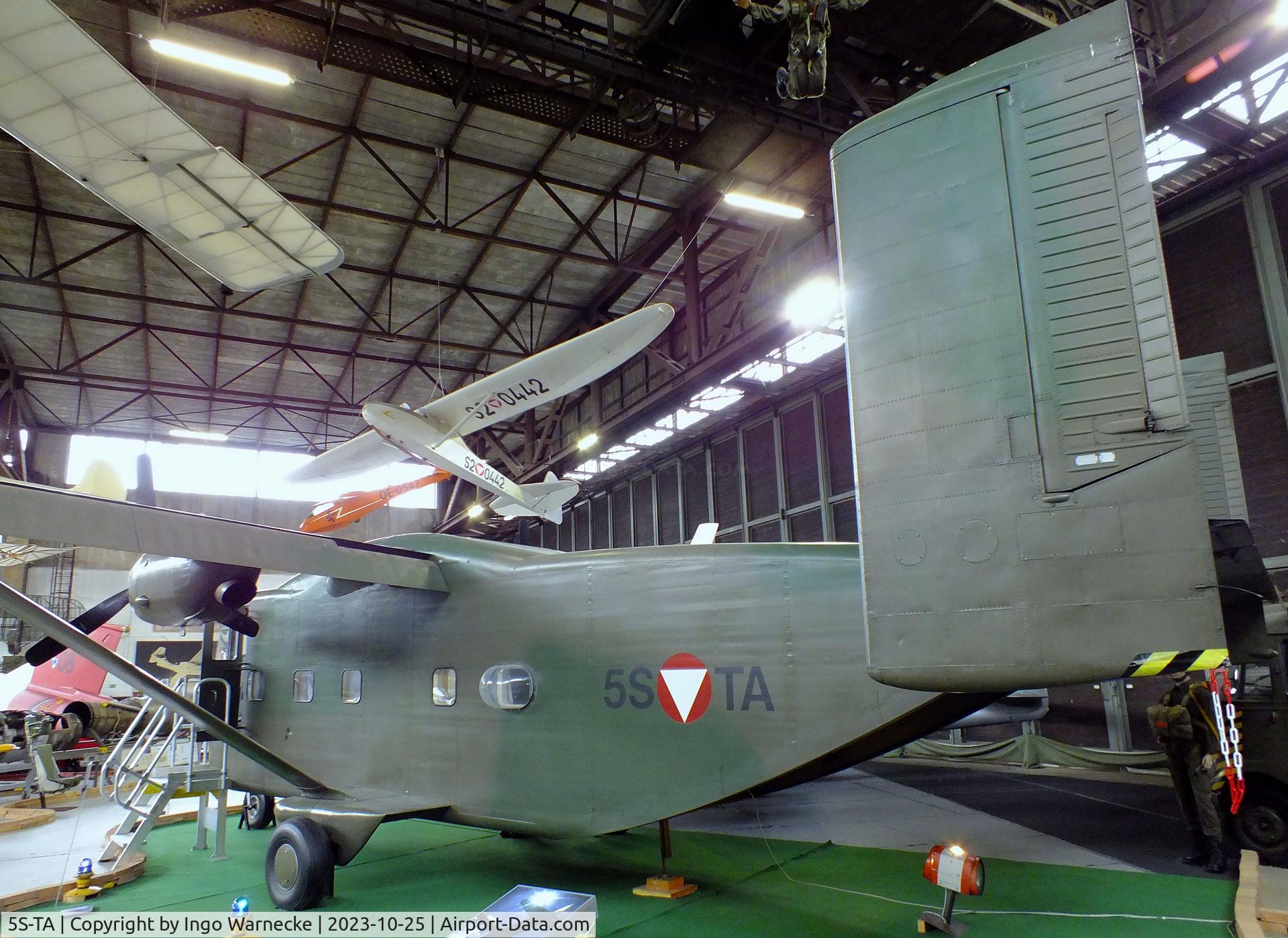 5S-TA, Short SC-7 Skyvan 3M-400 C/N SH.1855, Short SC-7 Skyvan 3M-400 at the Militärluftfahrt-Museum (Museum of Austrian Military Aviation), Zeltweg