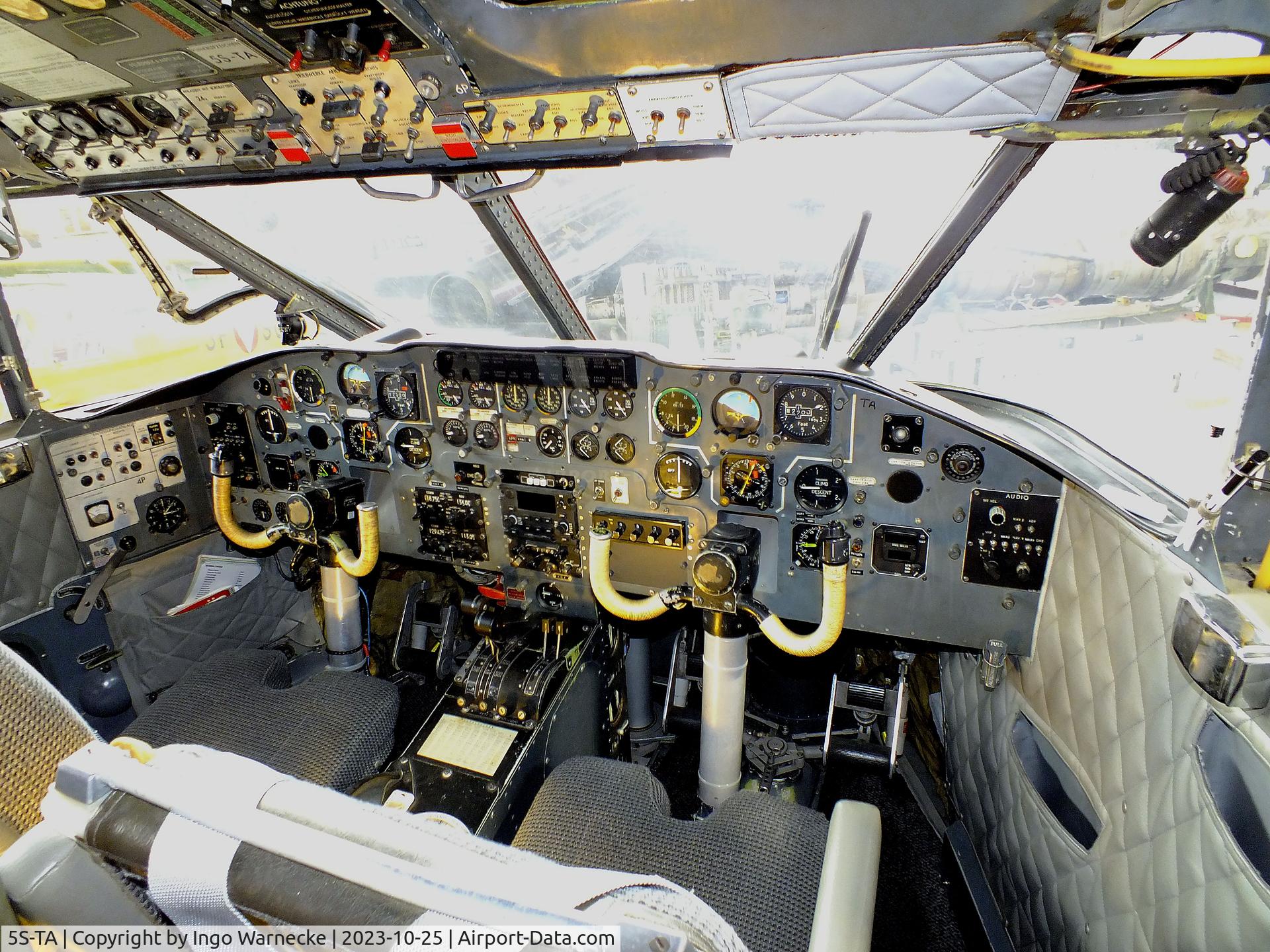 5S-TA, Short SC-7 Skyvan 3M-400 C/N SH.1855, Short SC-7 Skyvan 3M-400 at the Militärluftfahrt-Museum (Museum of Austrian Military Aviation), Zeltweg #c